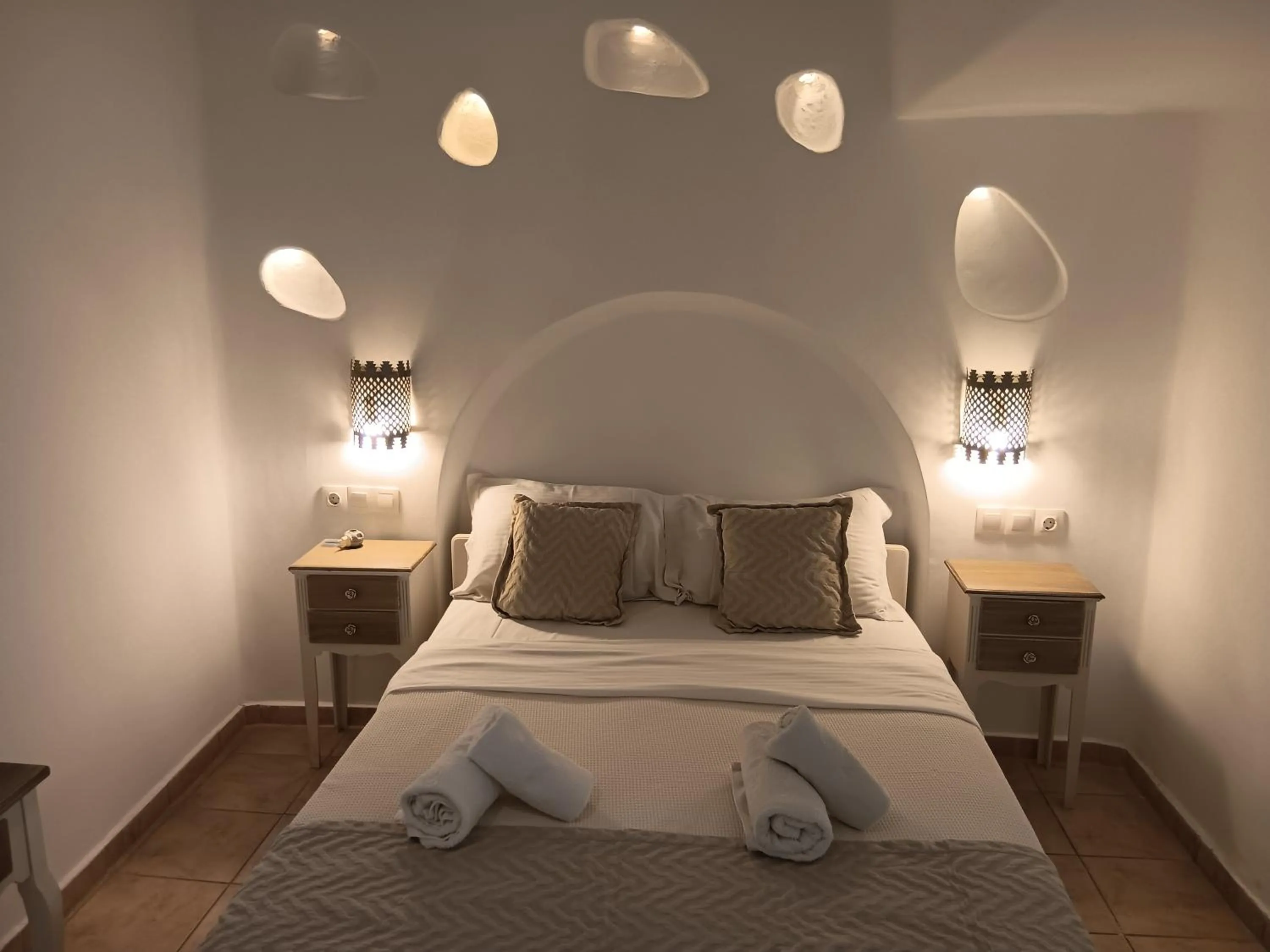 Bed in Navy Blue Suites