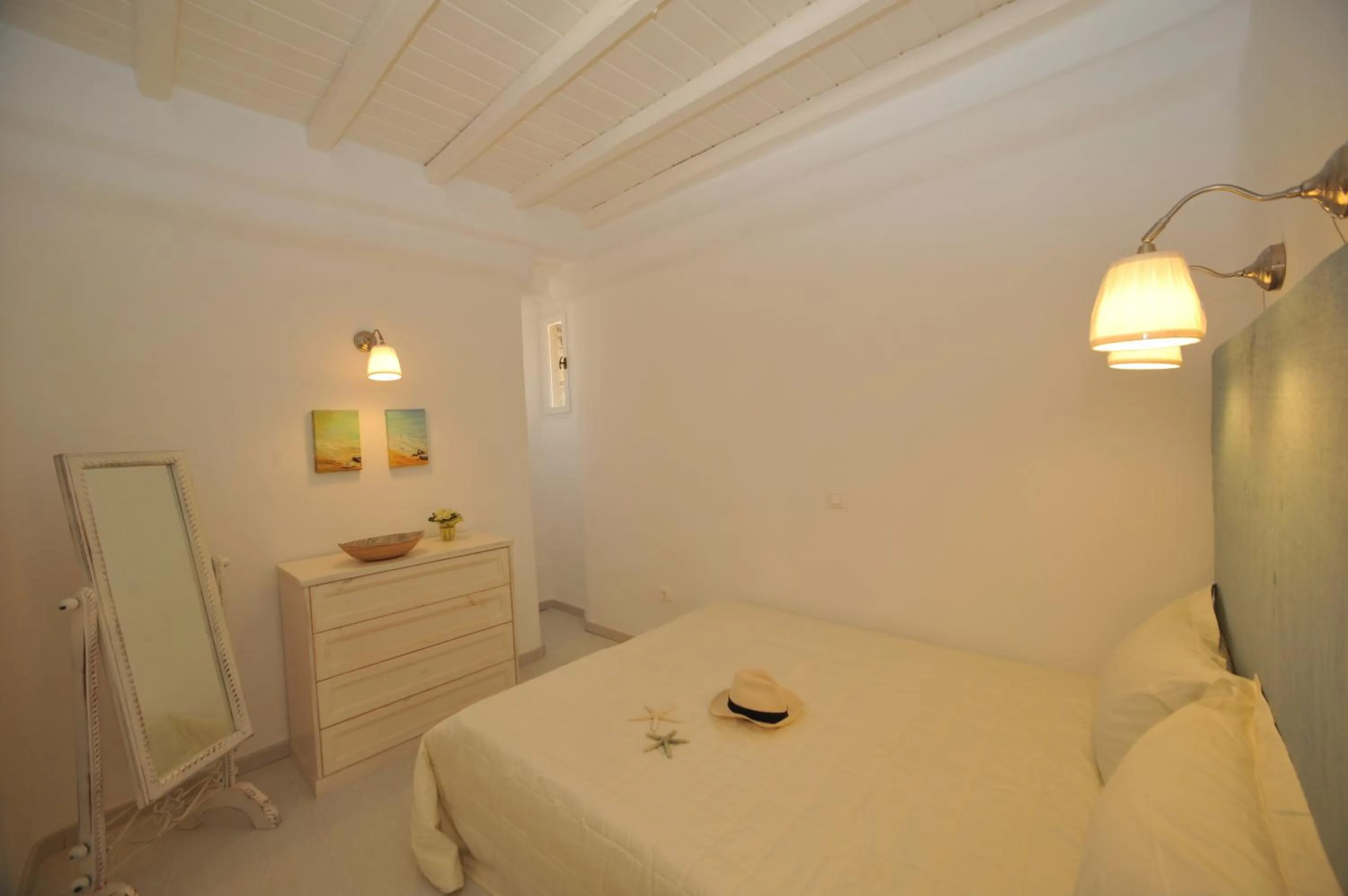 Bed in Navy Blue Suites