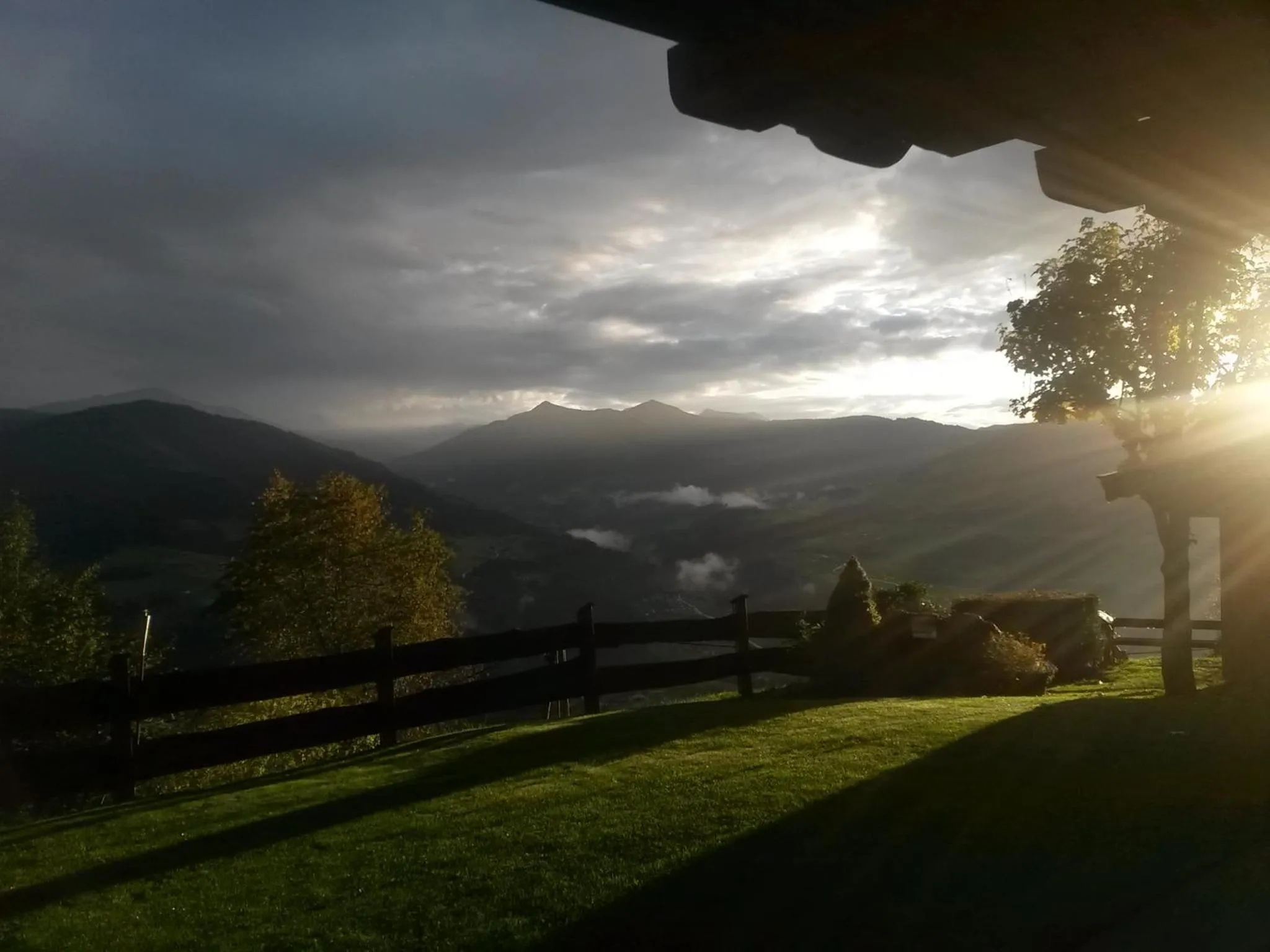 Natural landscape in Appartement Oberschernthann