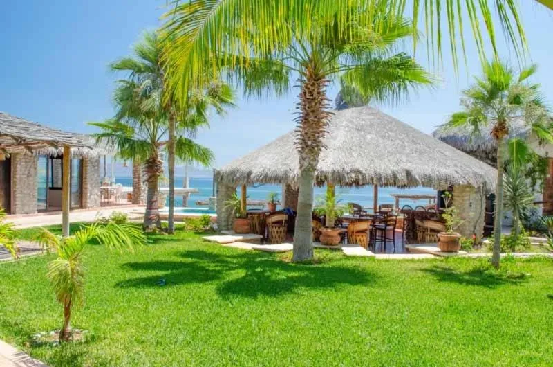 Garden in Villa Paraíso