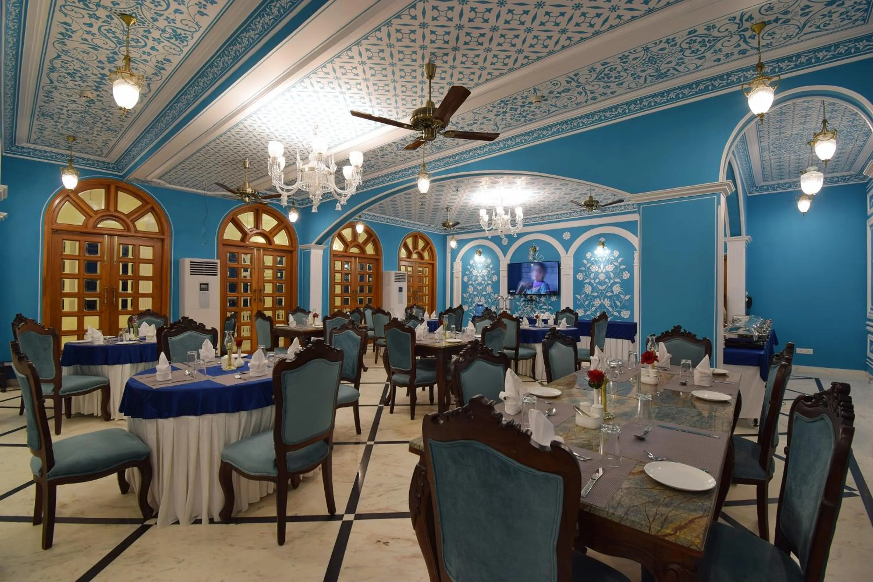 Restaurant/places to eat in Umaid Farm Resort- A Legancy Vintage Stay In Jaipur