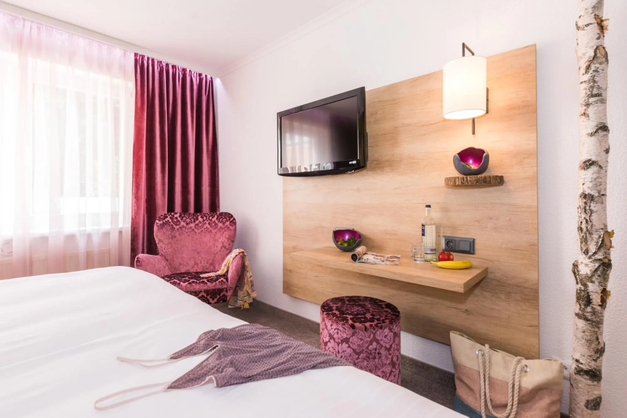 Photo of the whole room, Bed in Trihotel Rostock - Wellnesshotel Adults Only