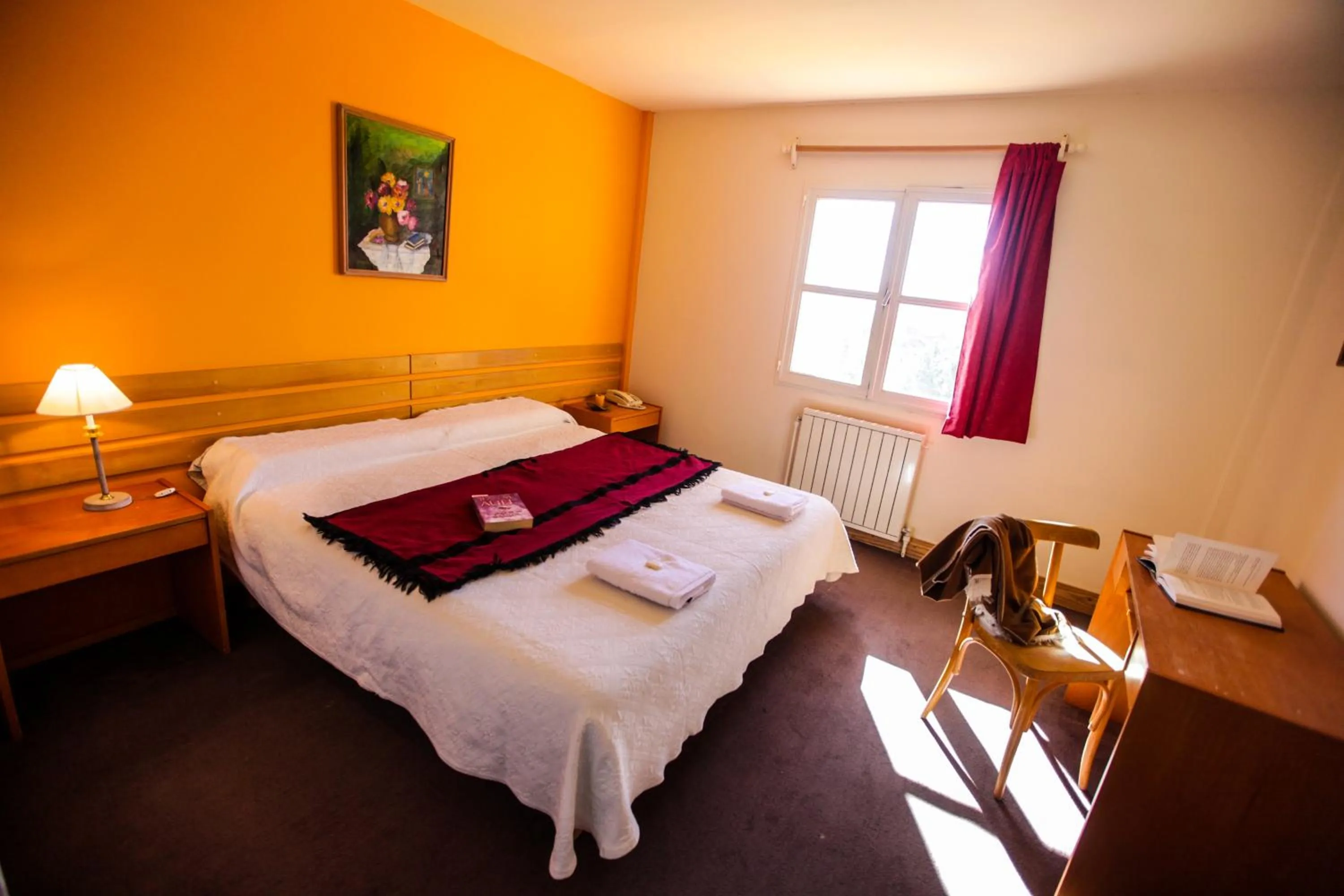Photo of the whole room, Bed in South B&B El Calafate