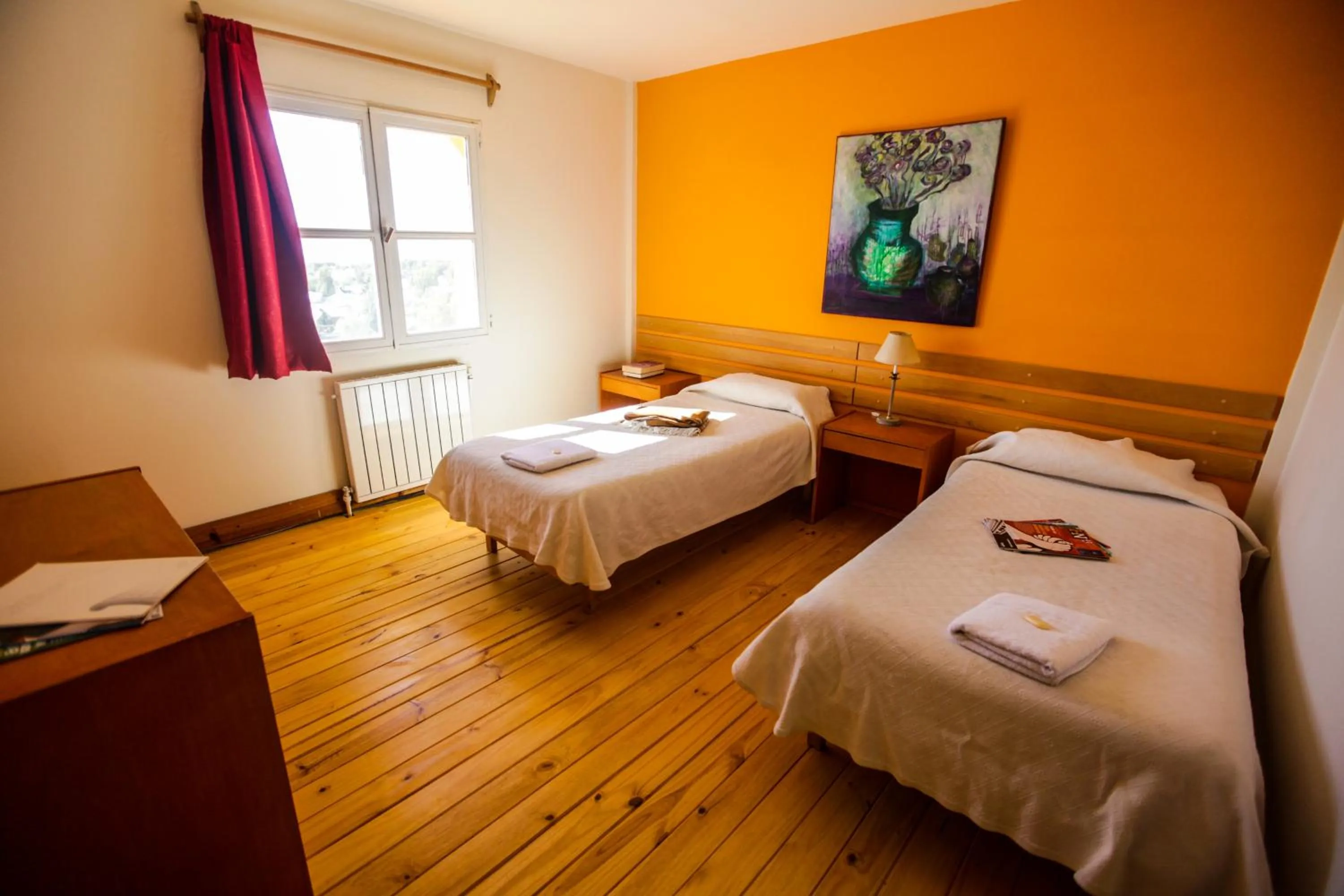 Photo of the whole room, Bed in South B&B El Calafate