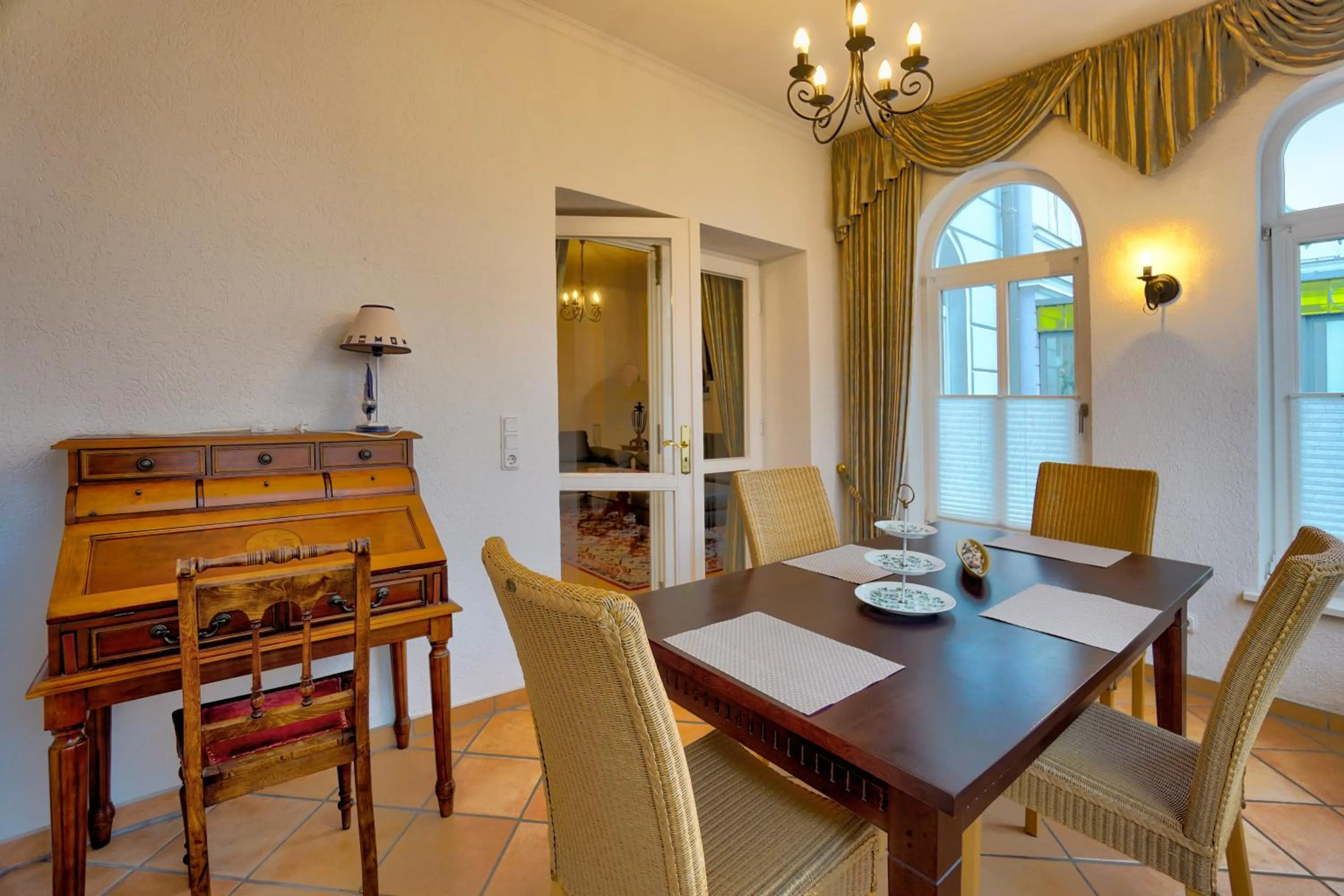 Dining area in KurparkHotel Warnemünde