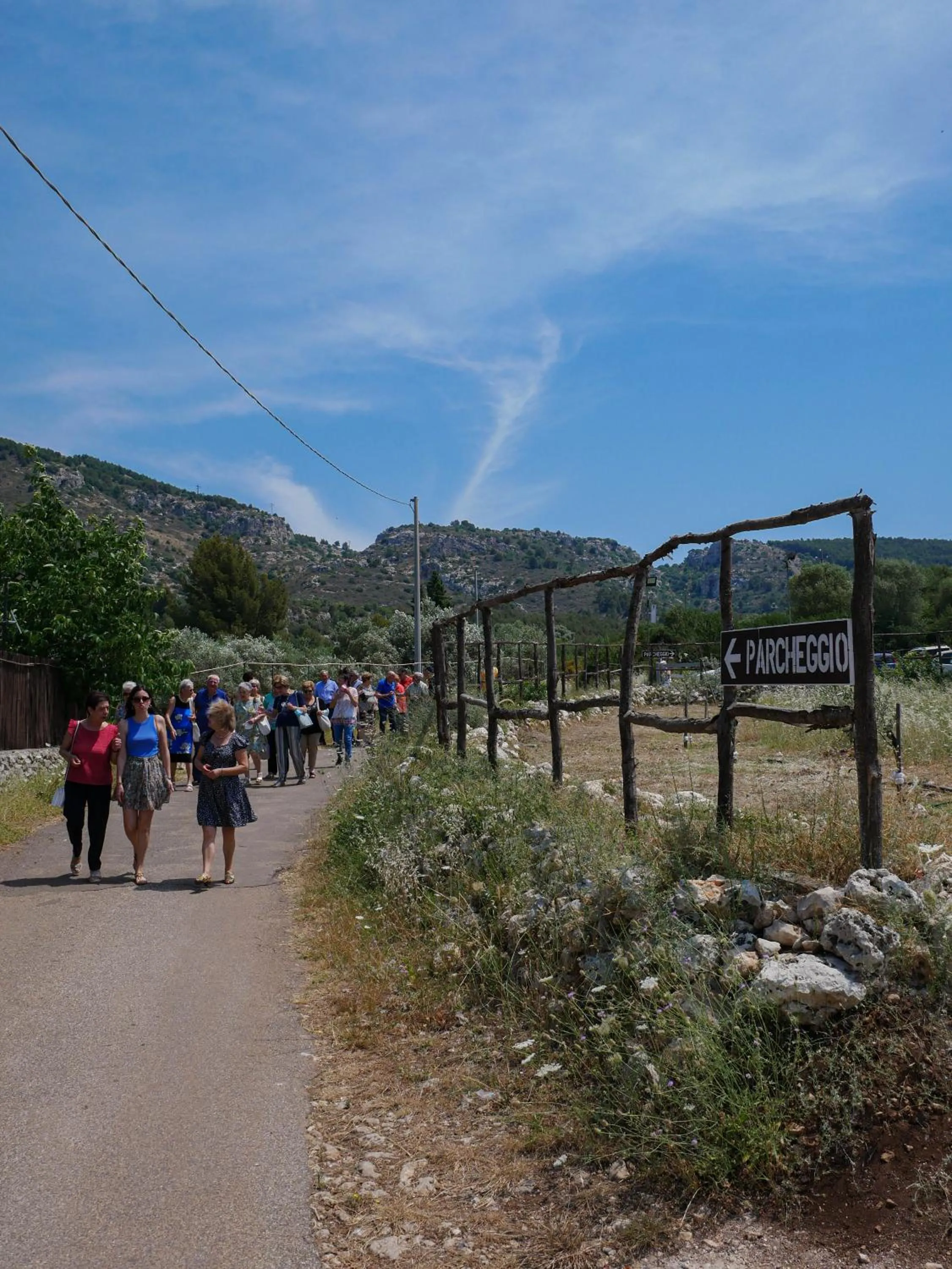 People in Pantalica Ranch Agriturismo Siciliano