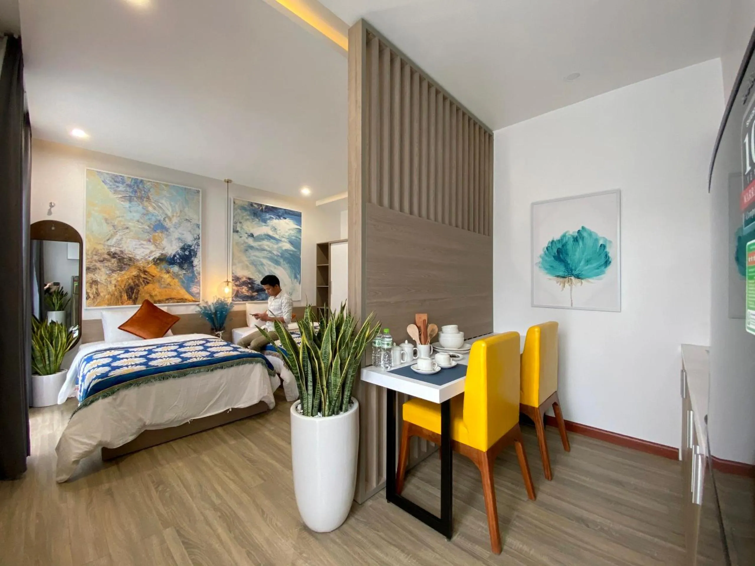 Bed in Hue Crown Boutique best hotel