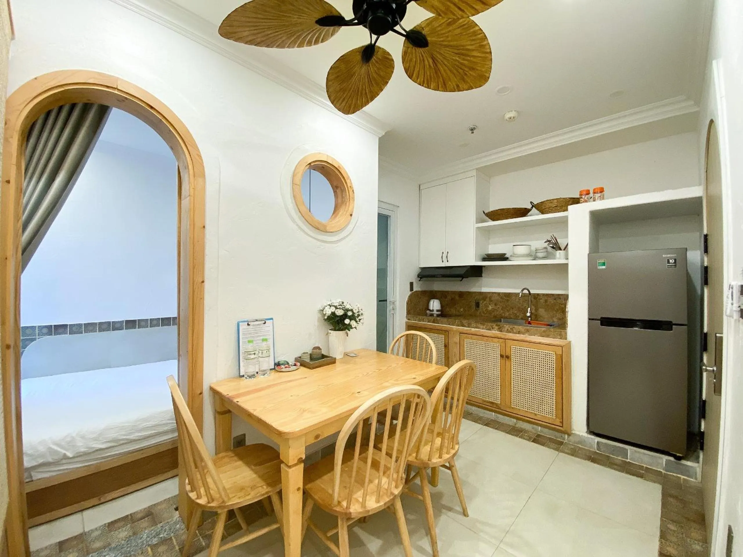 Hue Crown Boutique best hotel