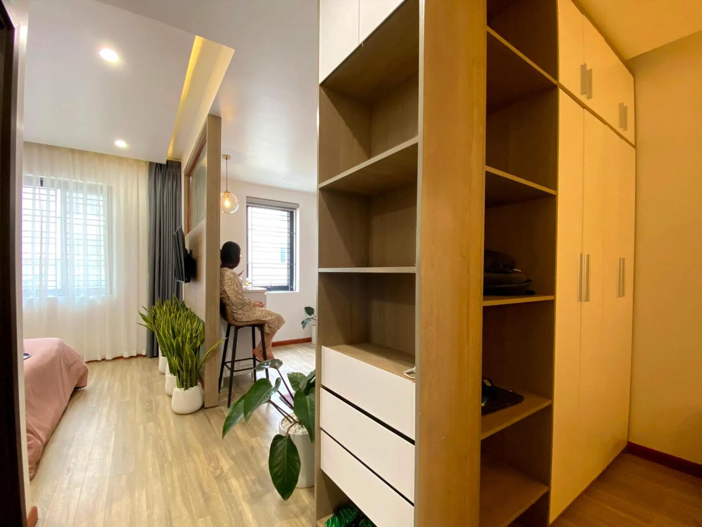 Hue Crown Boutique best hotel