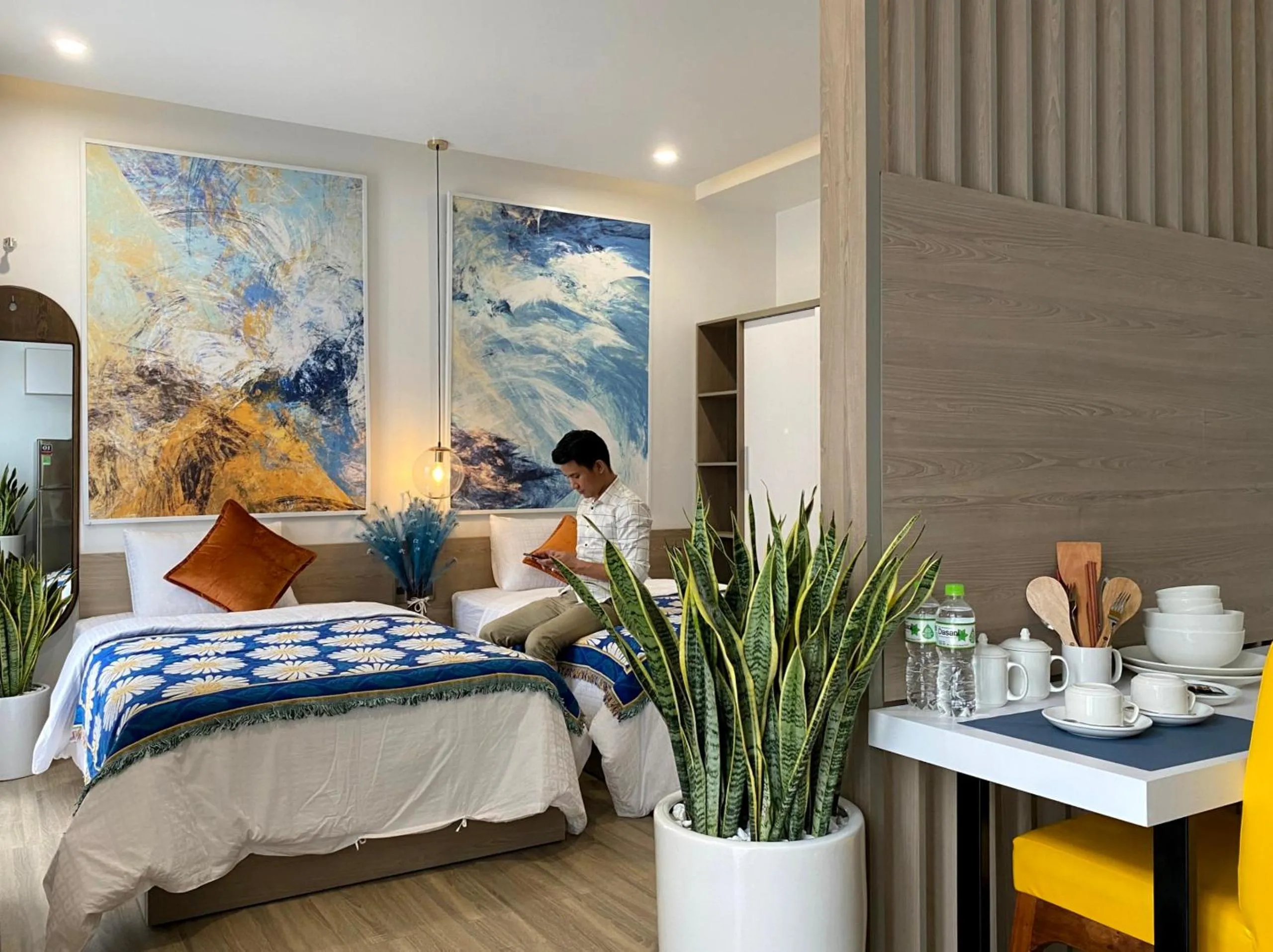 Bed in Hue Crown Boutique best hotel