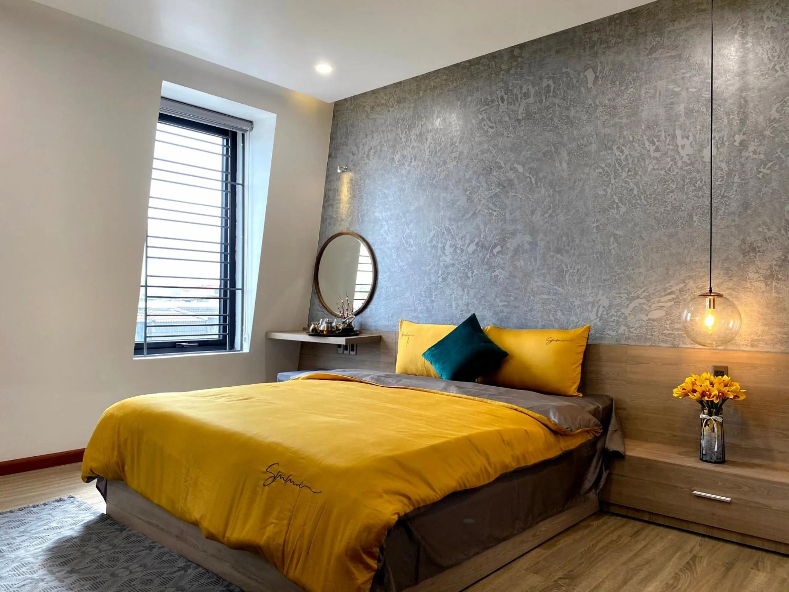 Bed in Hue Crown Boutique best hotel