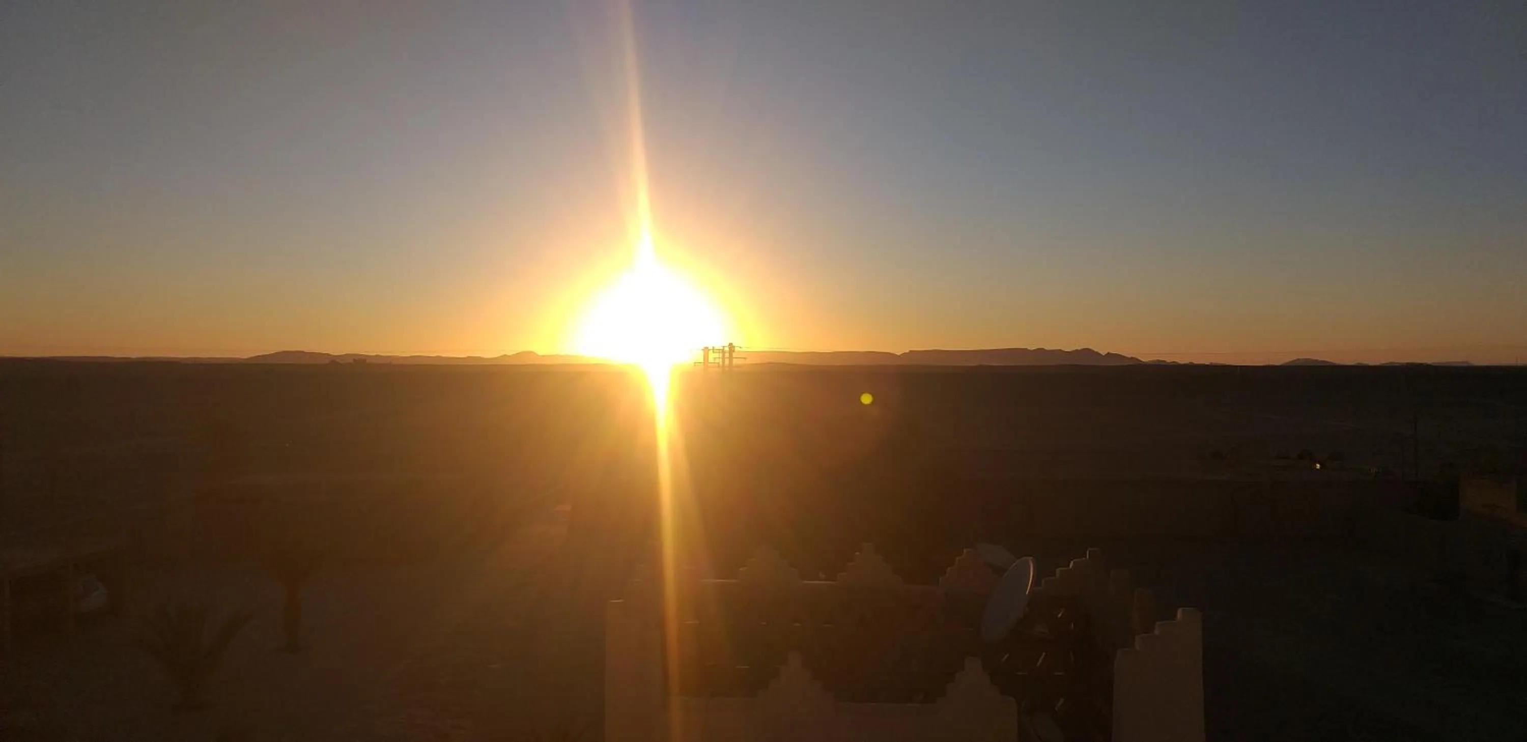 Sunset in Merzouga Quiet apart &camels trecking