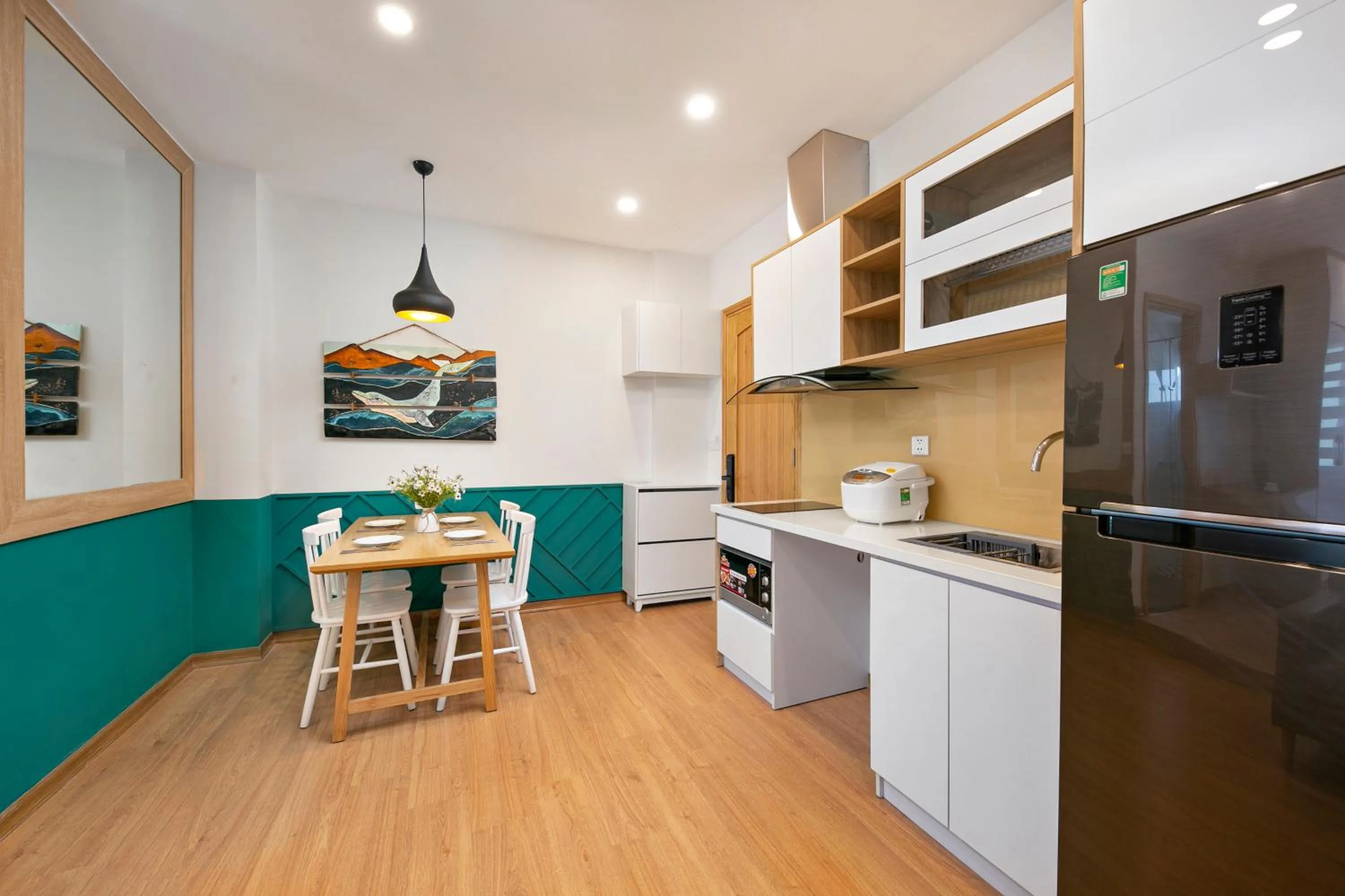 Dining area in Dolphin Hotel and Apartment