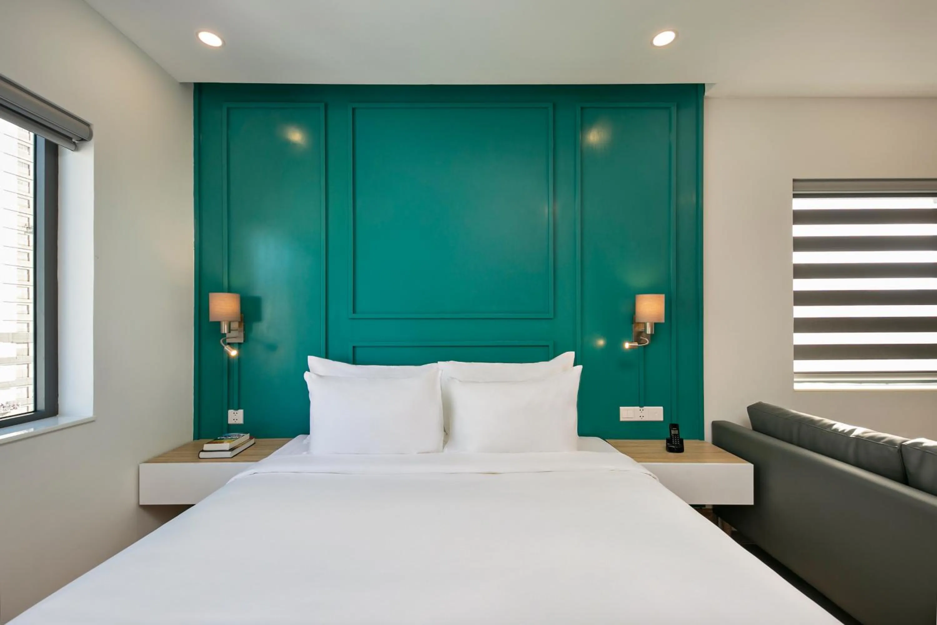 Bed in Dolphin Hotel and Apartment