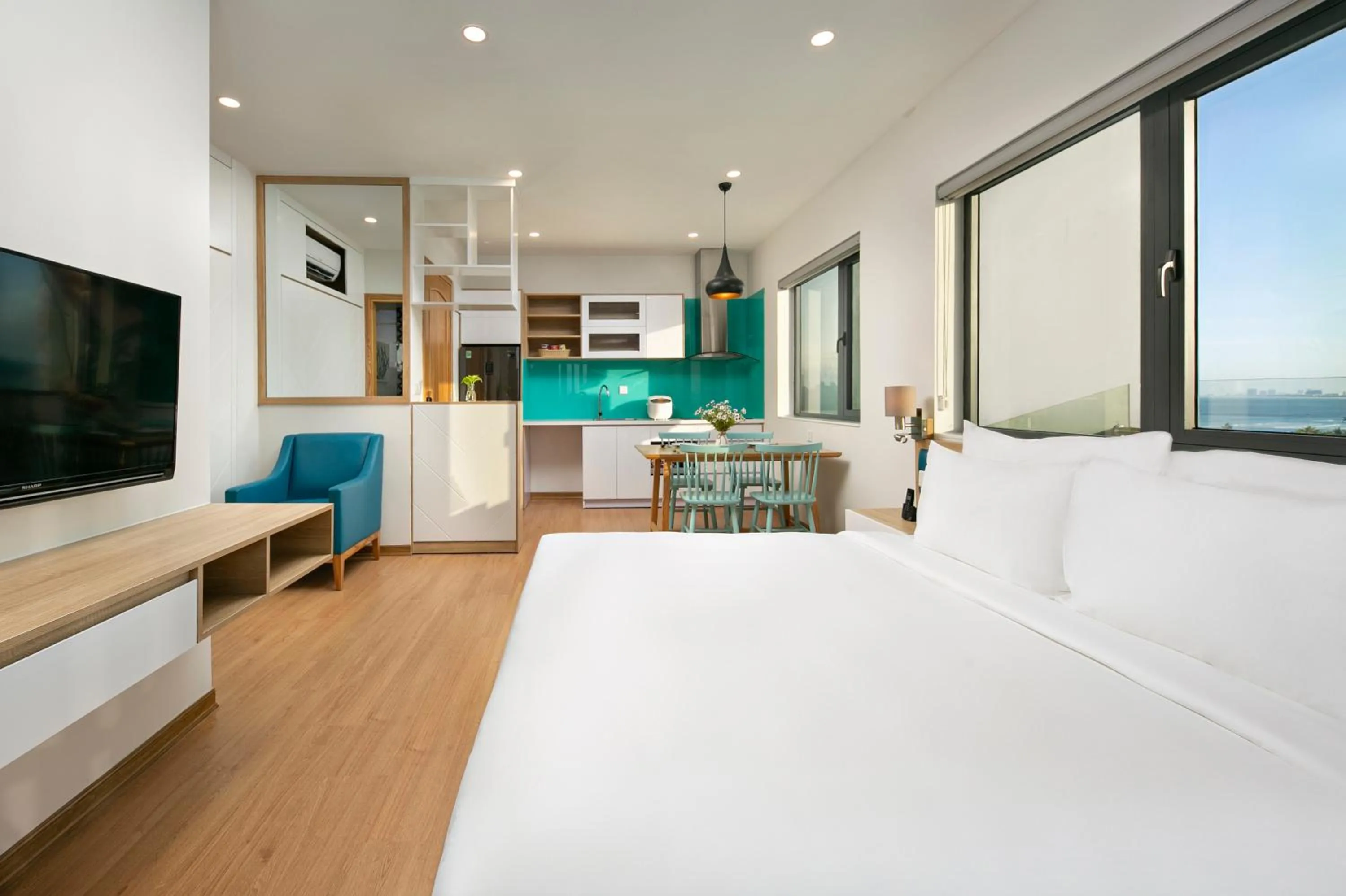 Photo of the whole room, Bed in Dolphin Hotel and Apartment