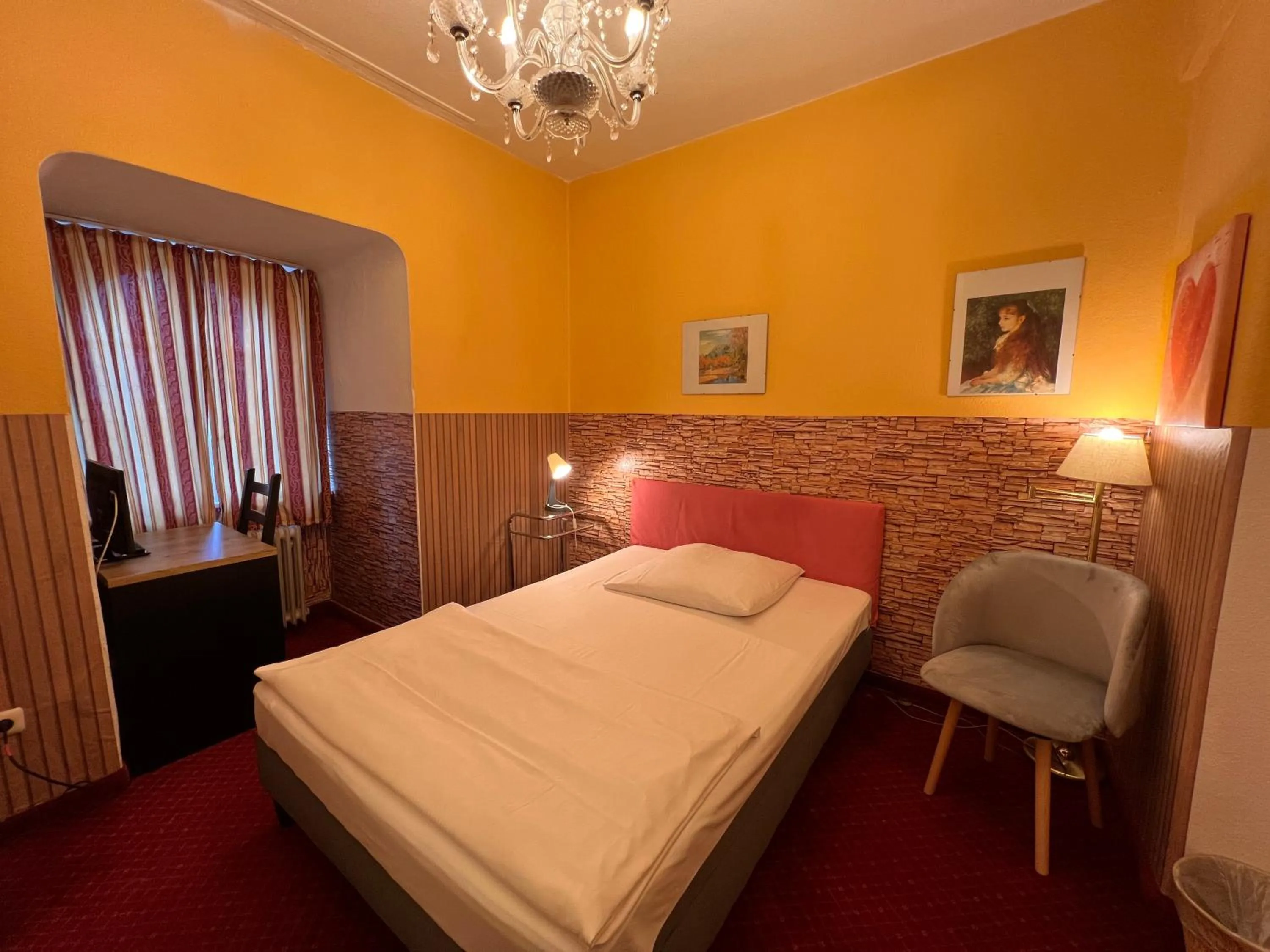 Bed in Hotel Galleria