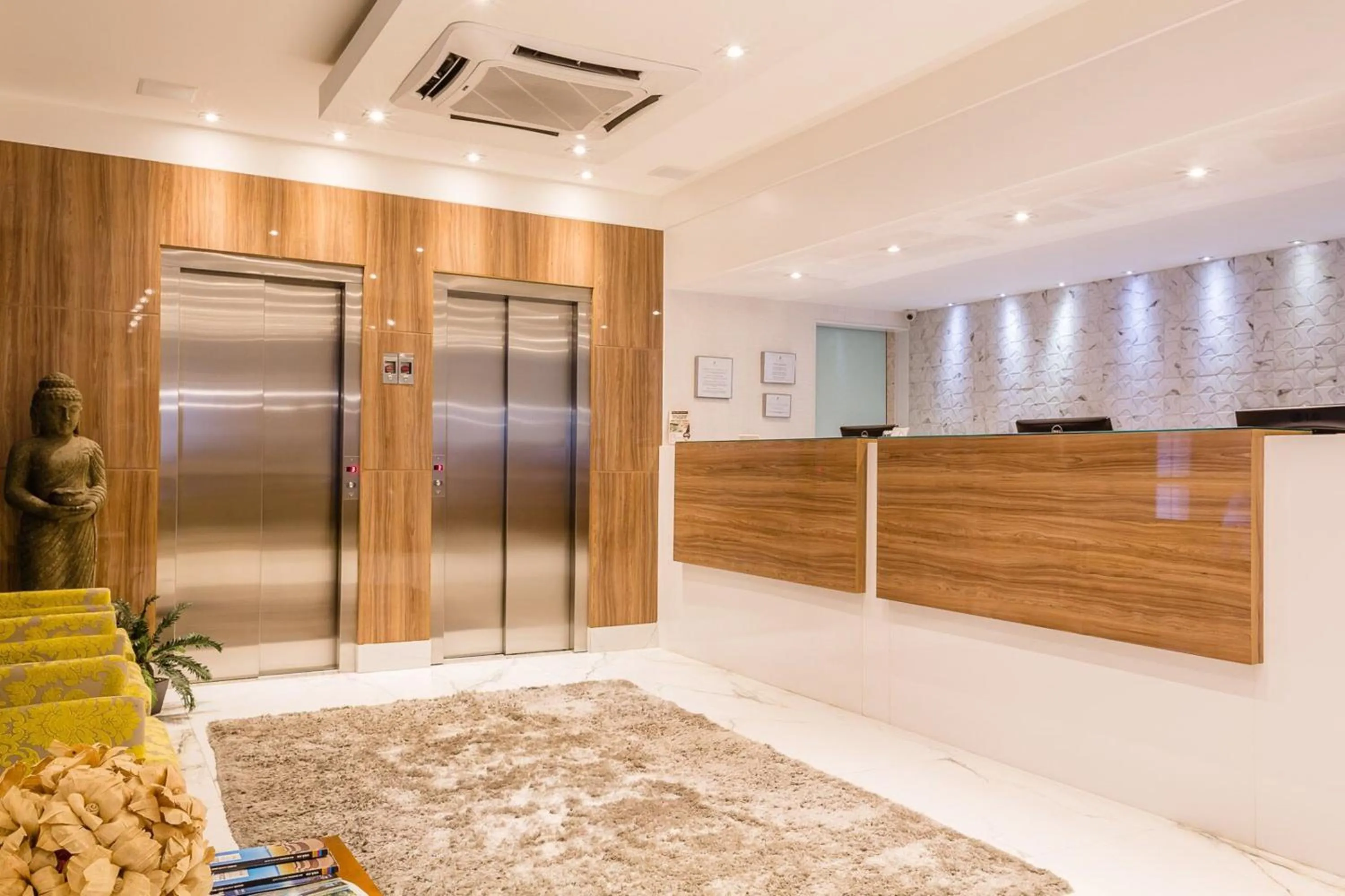 Decorative detail in Vox Hotel