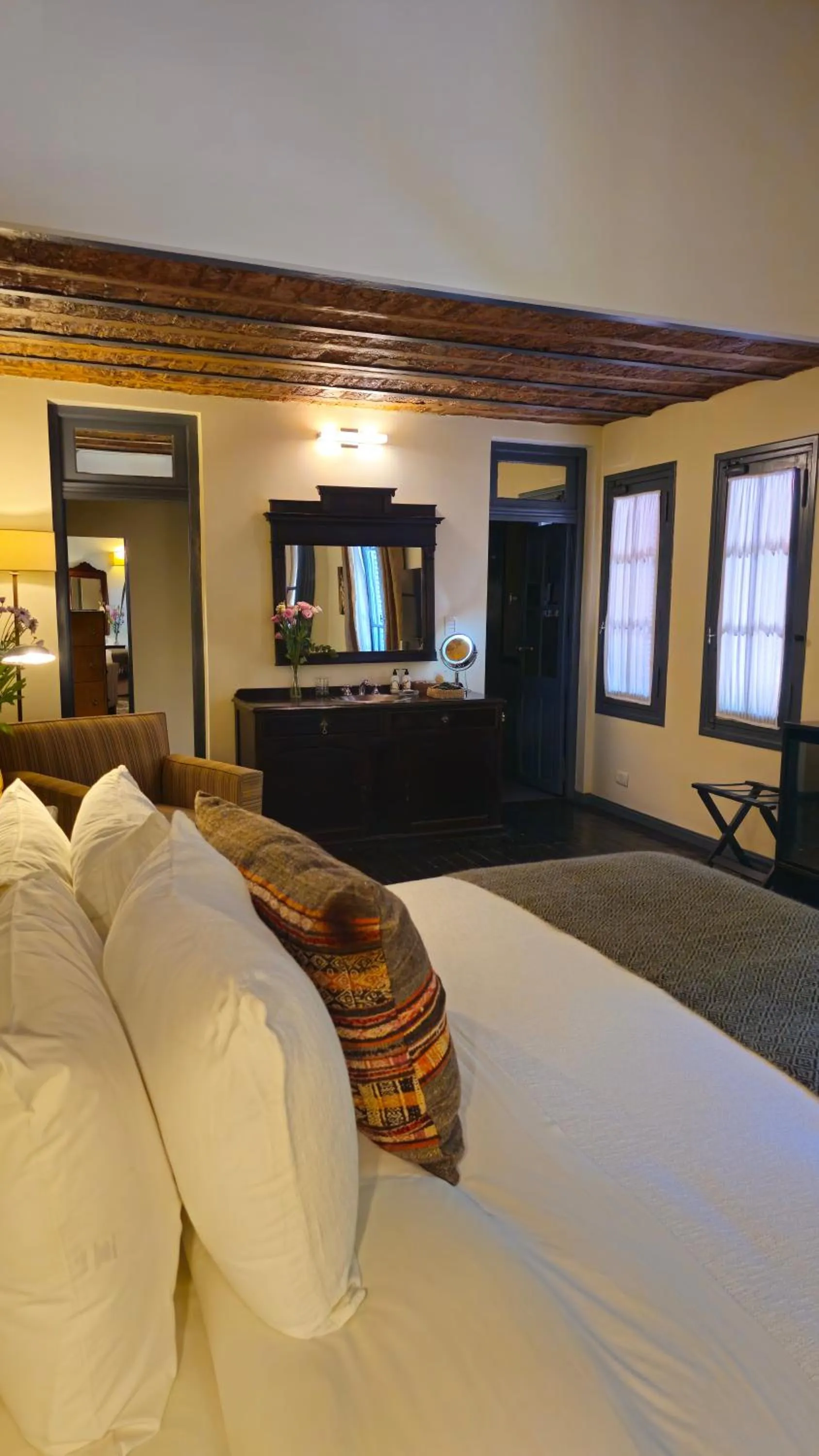 Bed in BE Jardin Escondido By Coppola