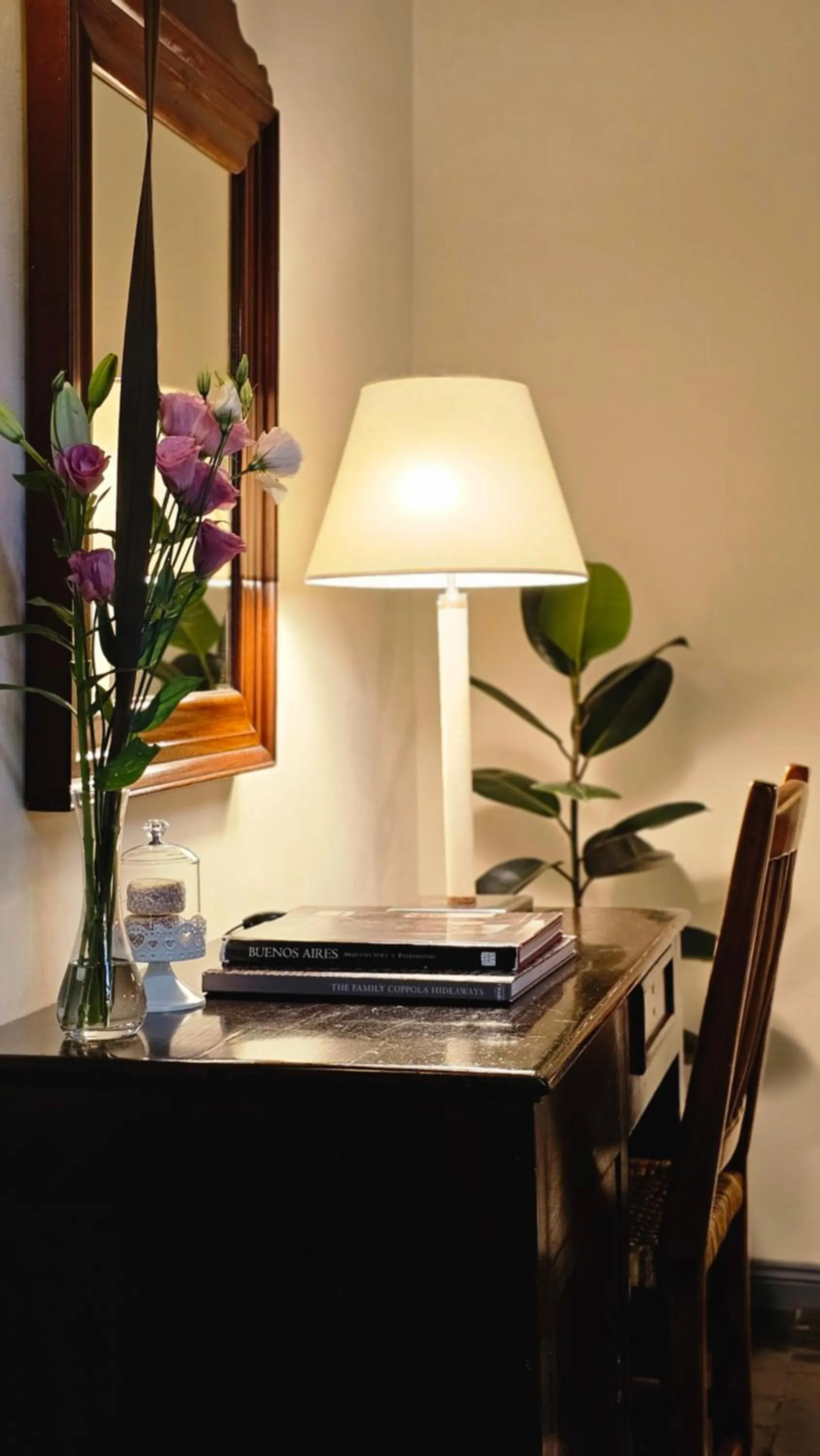 Decorative detail in BE Jardin Escondido By Coppola