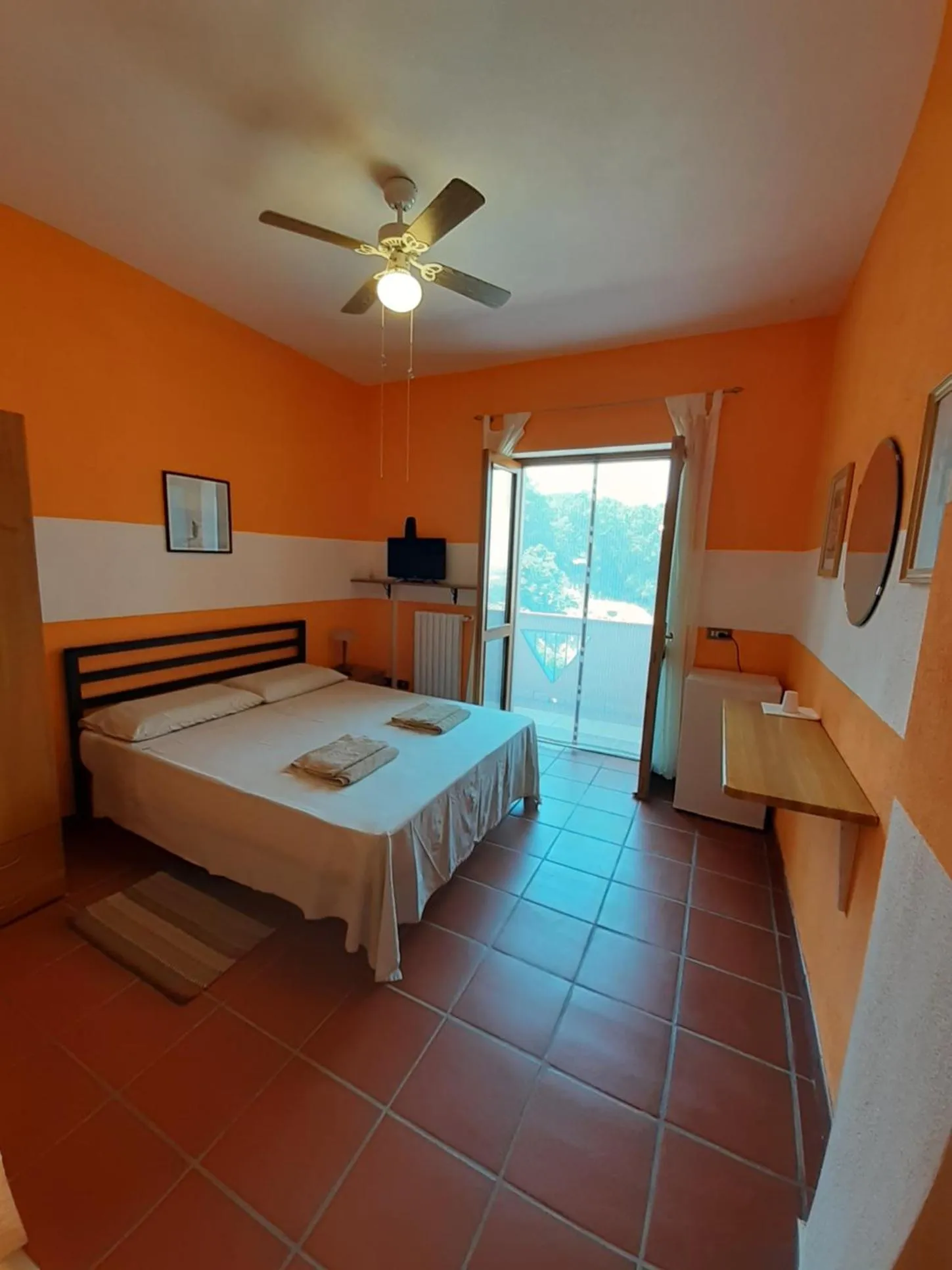 Property building, Bed in B & B Il Campanile