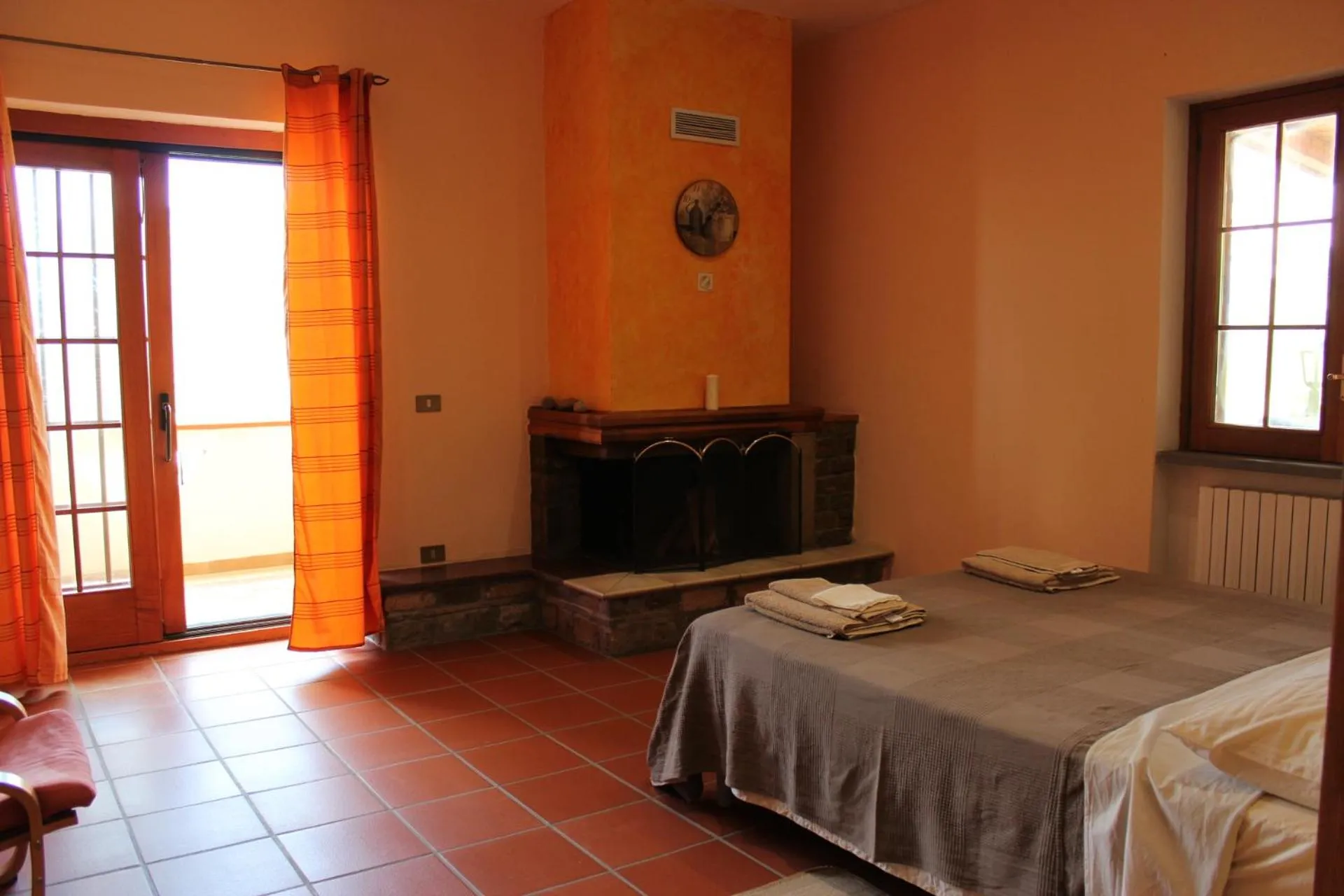 Living room, Bed in B & B Il Campanile