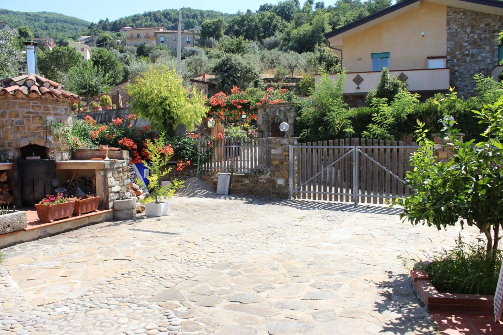 Patio in B & B Il Campanile
