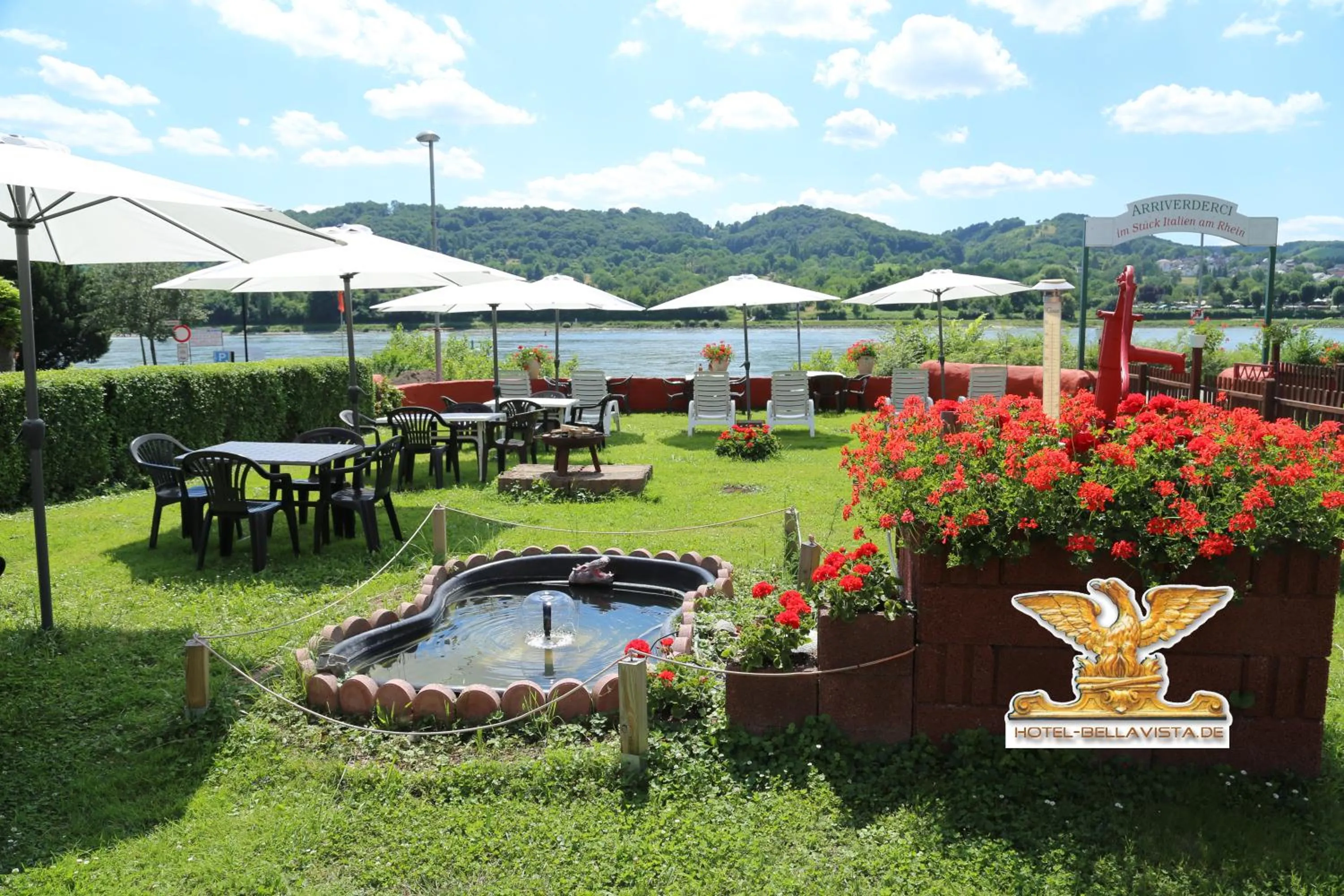 Garden view in Rheinhotel Bellavista