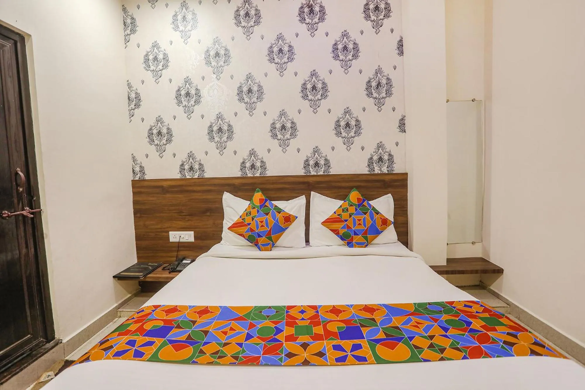 Bed in TRPOTELS Prince Mama