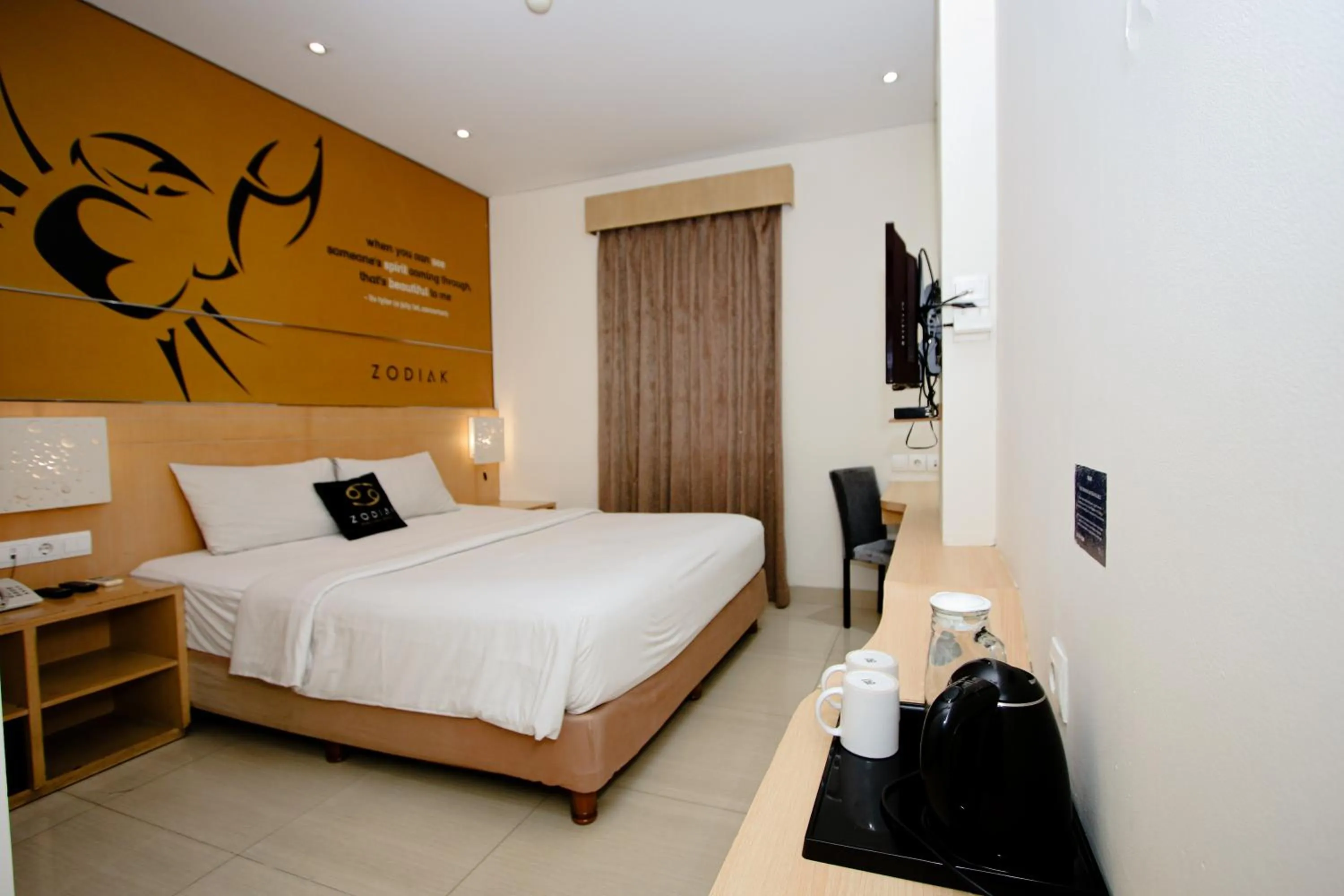 Bed in Zodiak Asia Afrika by KAGUM Hotels