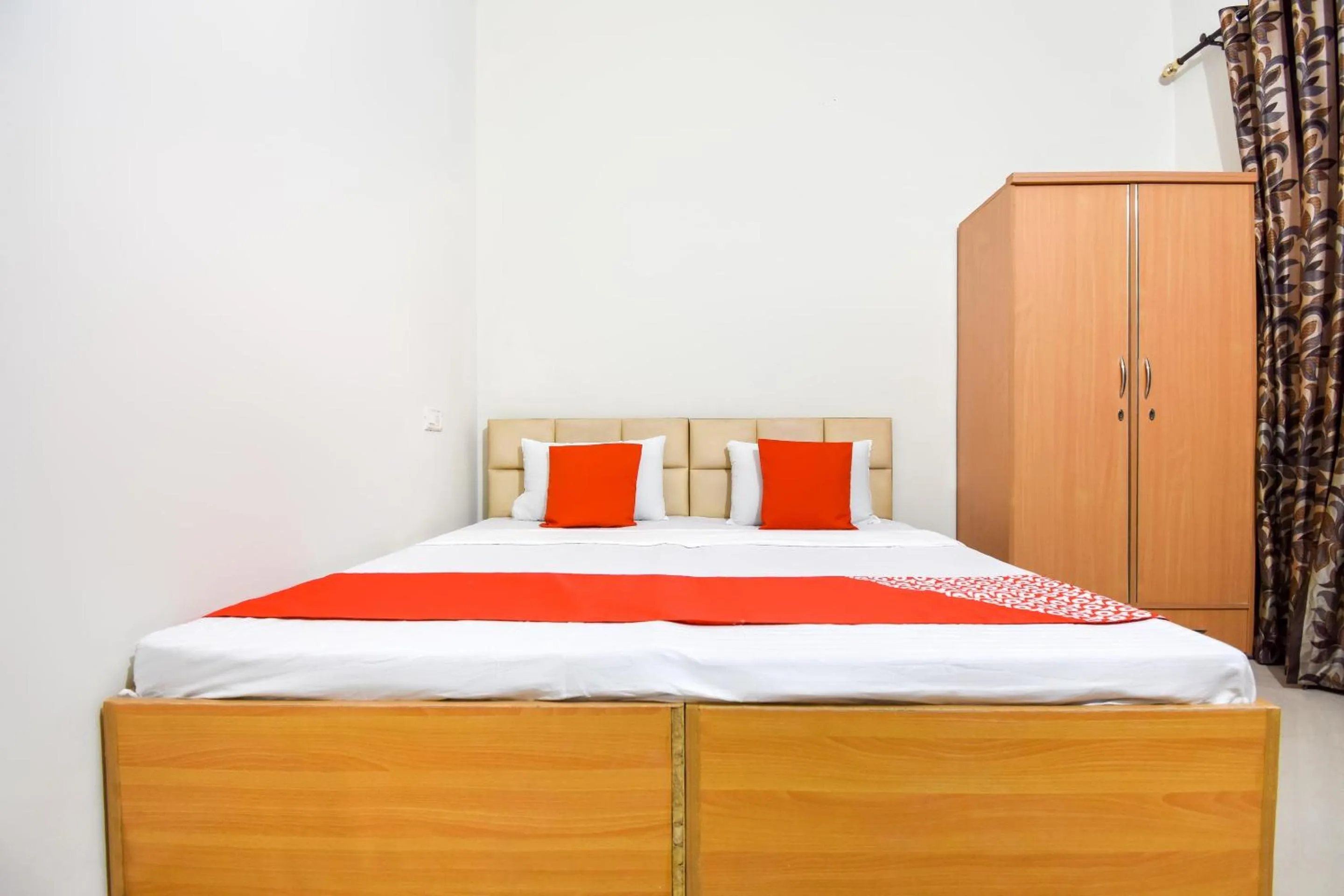 Bedroom, Bed in Hotel O Sabtera Homes