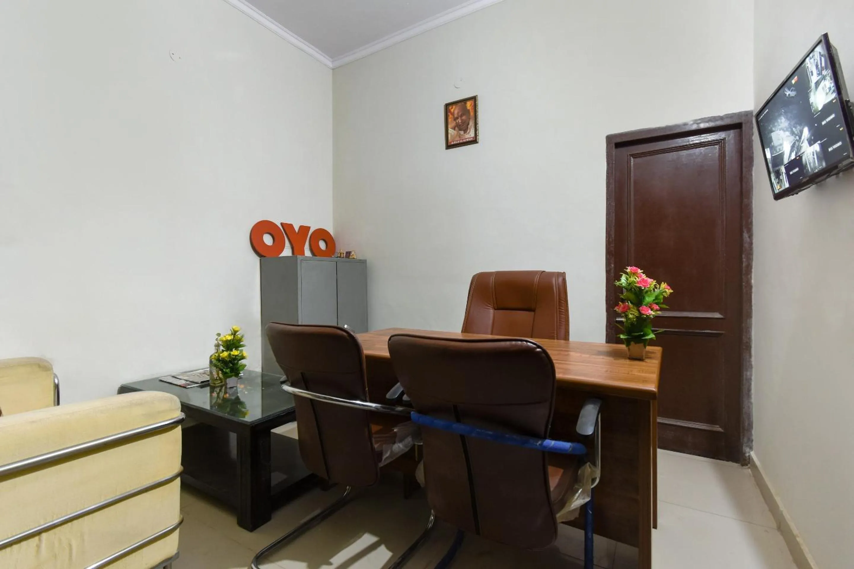 Lobby or reception in Hotel O Sabtera Homes