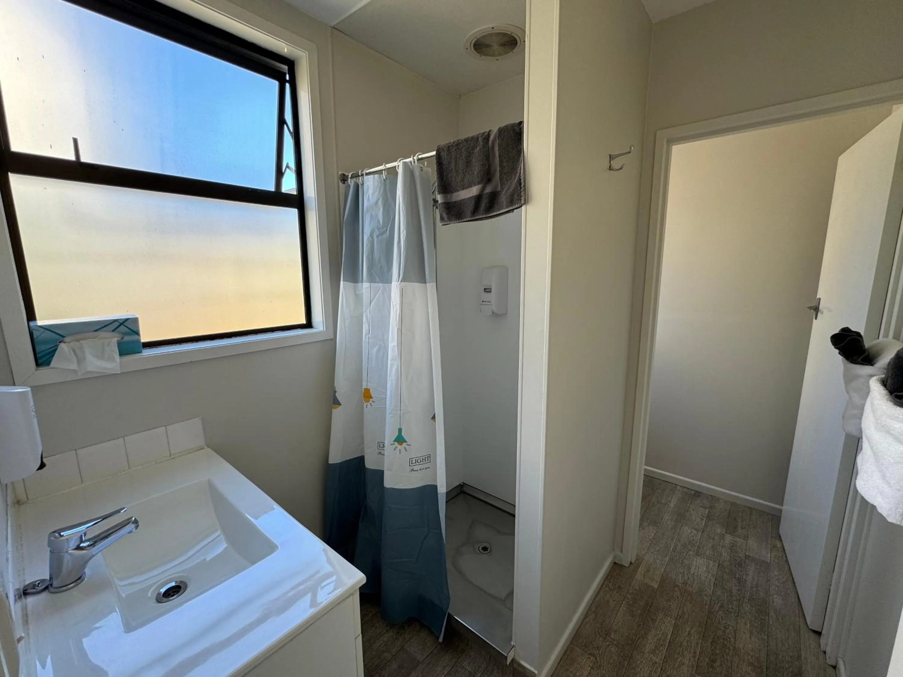 Bathroom in Diplomat Motel