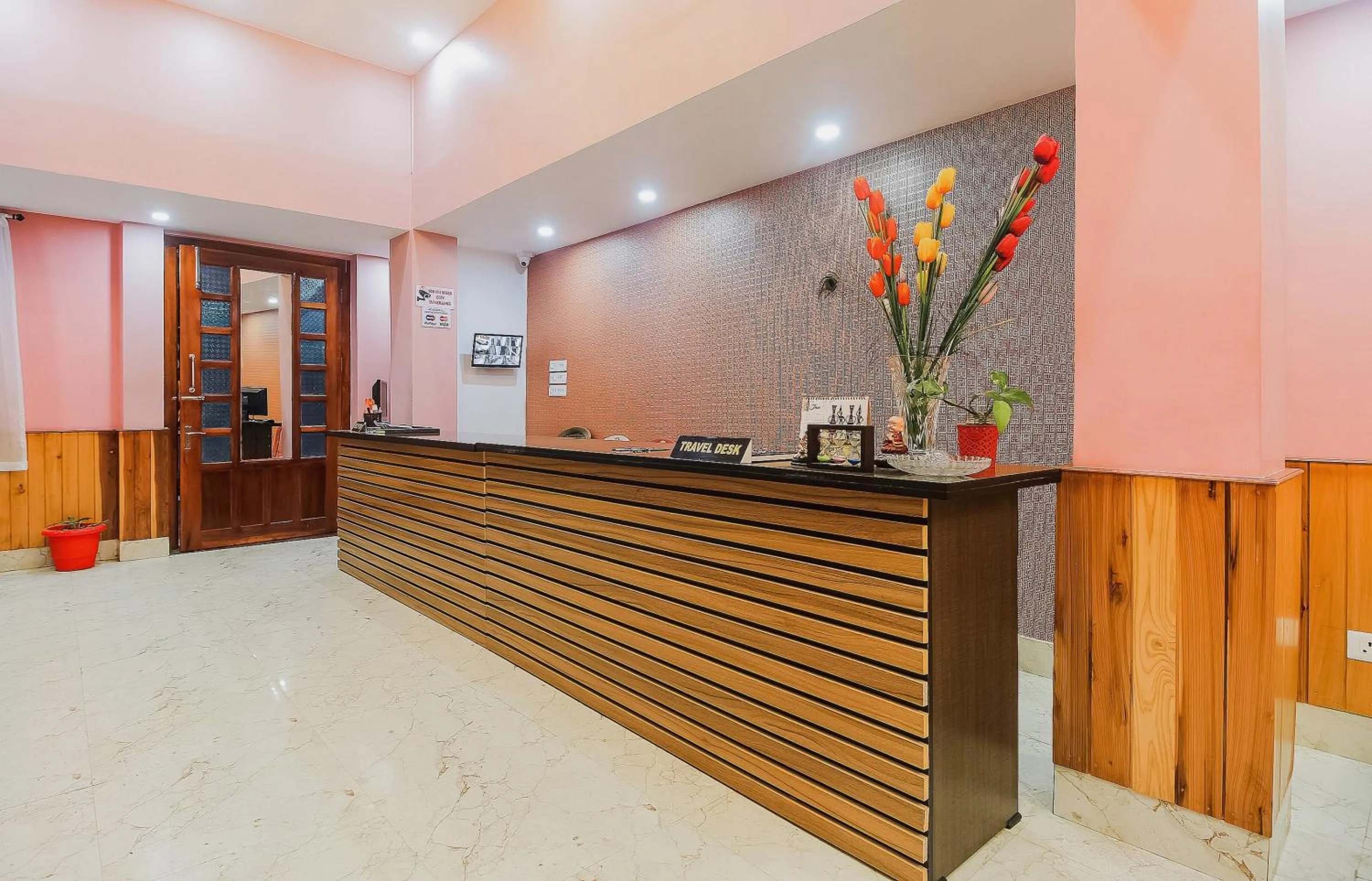 Lobby or reception in Hotel O Jwajalapa Homestay