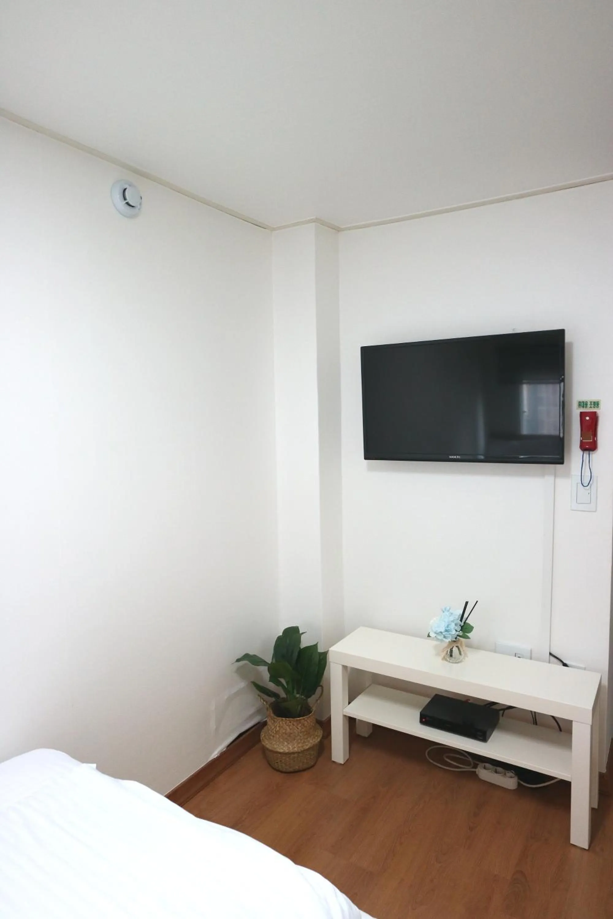 Decorative detail, Bed in 24 Guesthouse Seoul Station