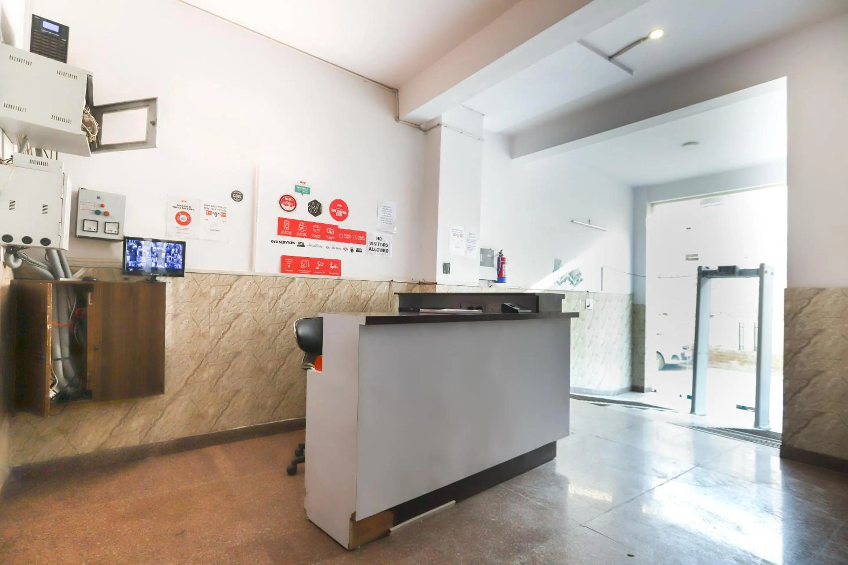 Lobby or reception in Hotel O Noida Villa