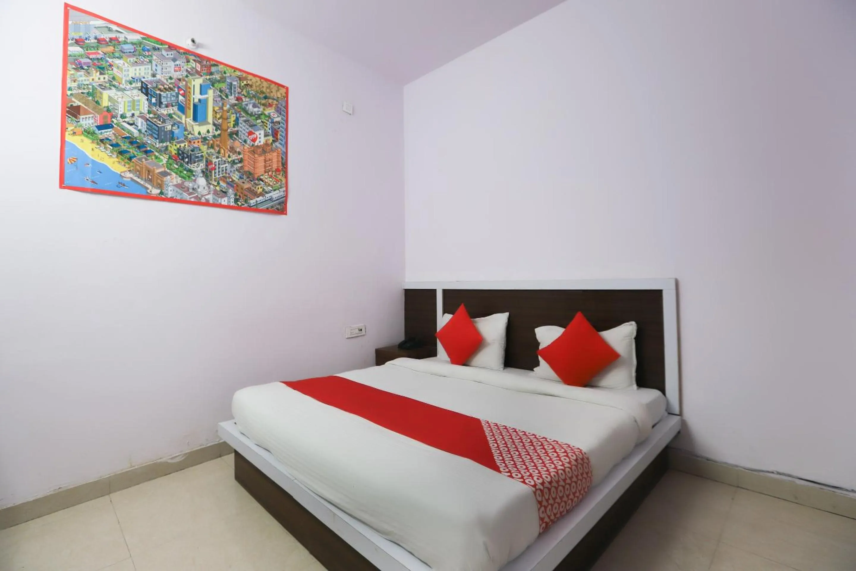Bedroom, Bed in Hotel O Noida Villa