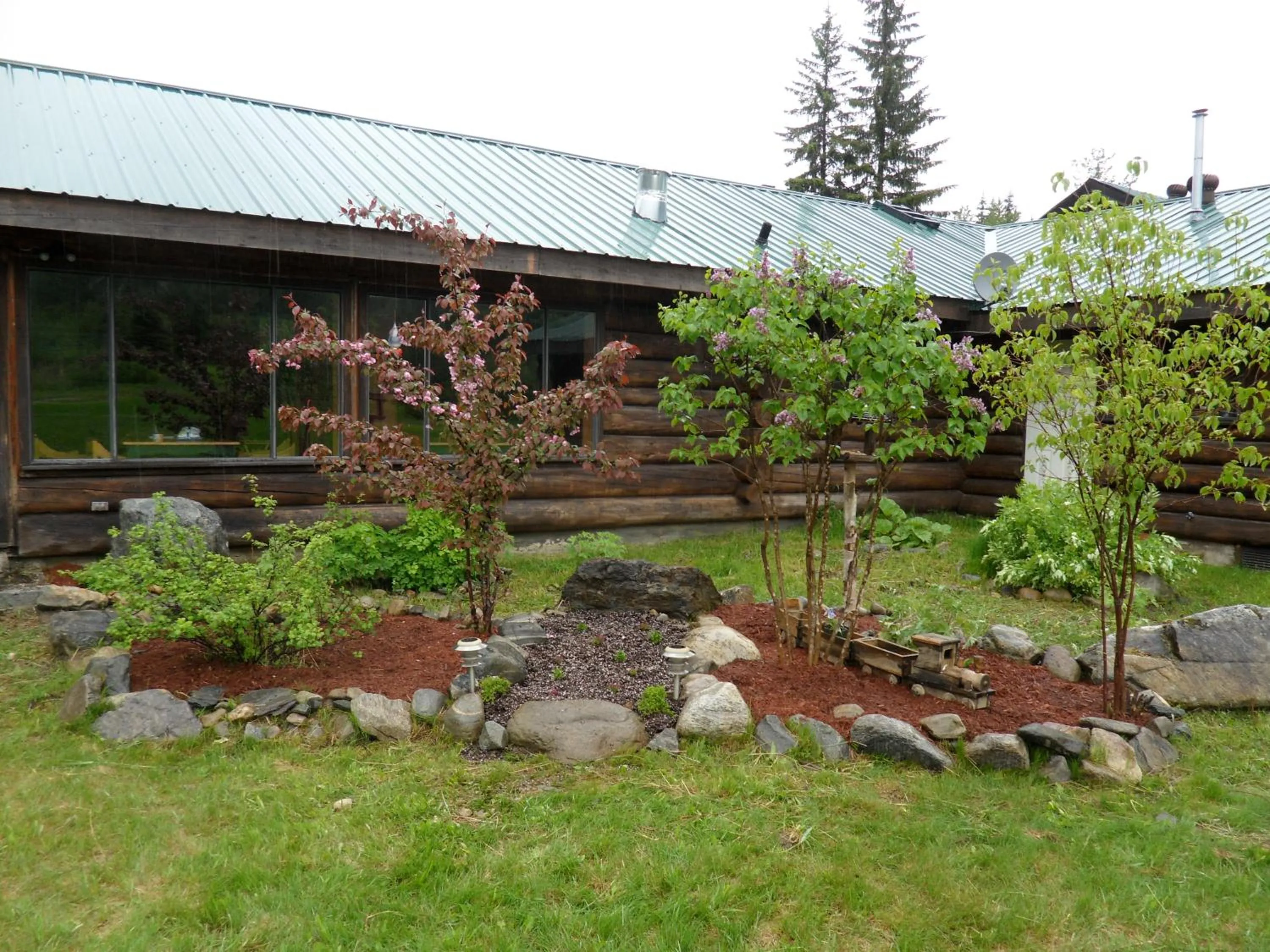 Facade/entrance in Summit River Lodge & Campsites