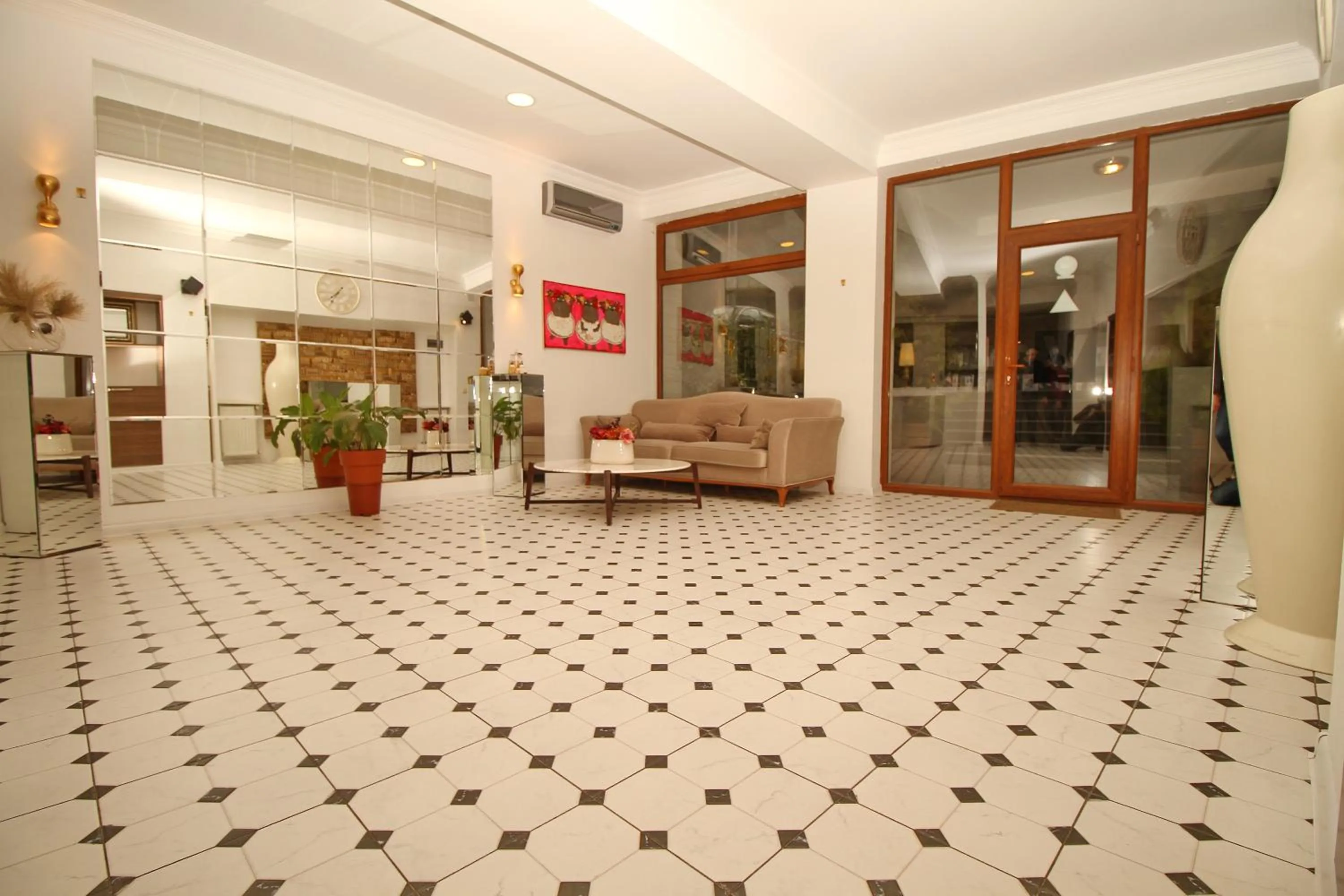 Lobby or reception in Tbilisi View Hotel