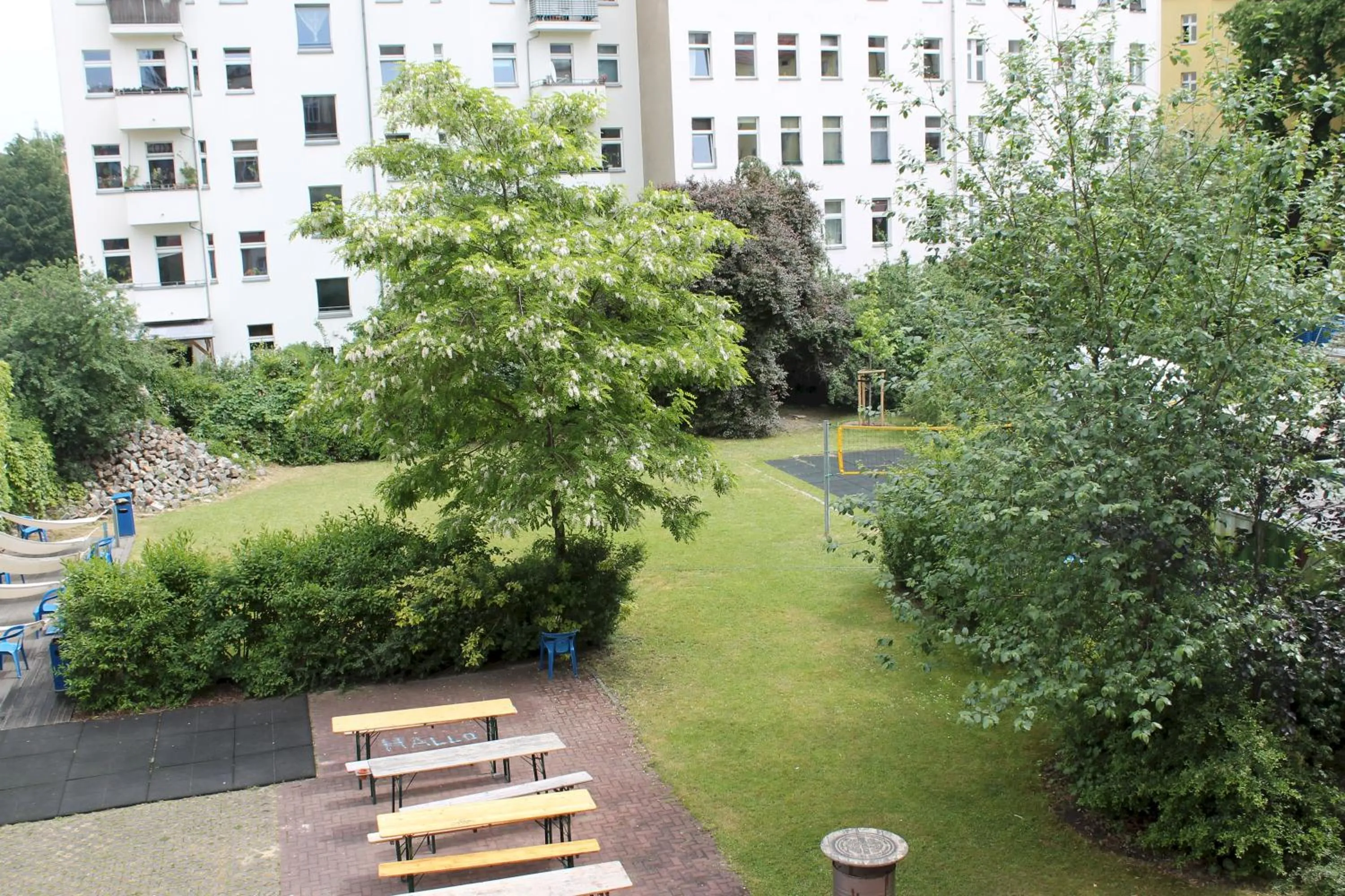 Inner courtyard view in a&o Berlin Friedrichshain