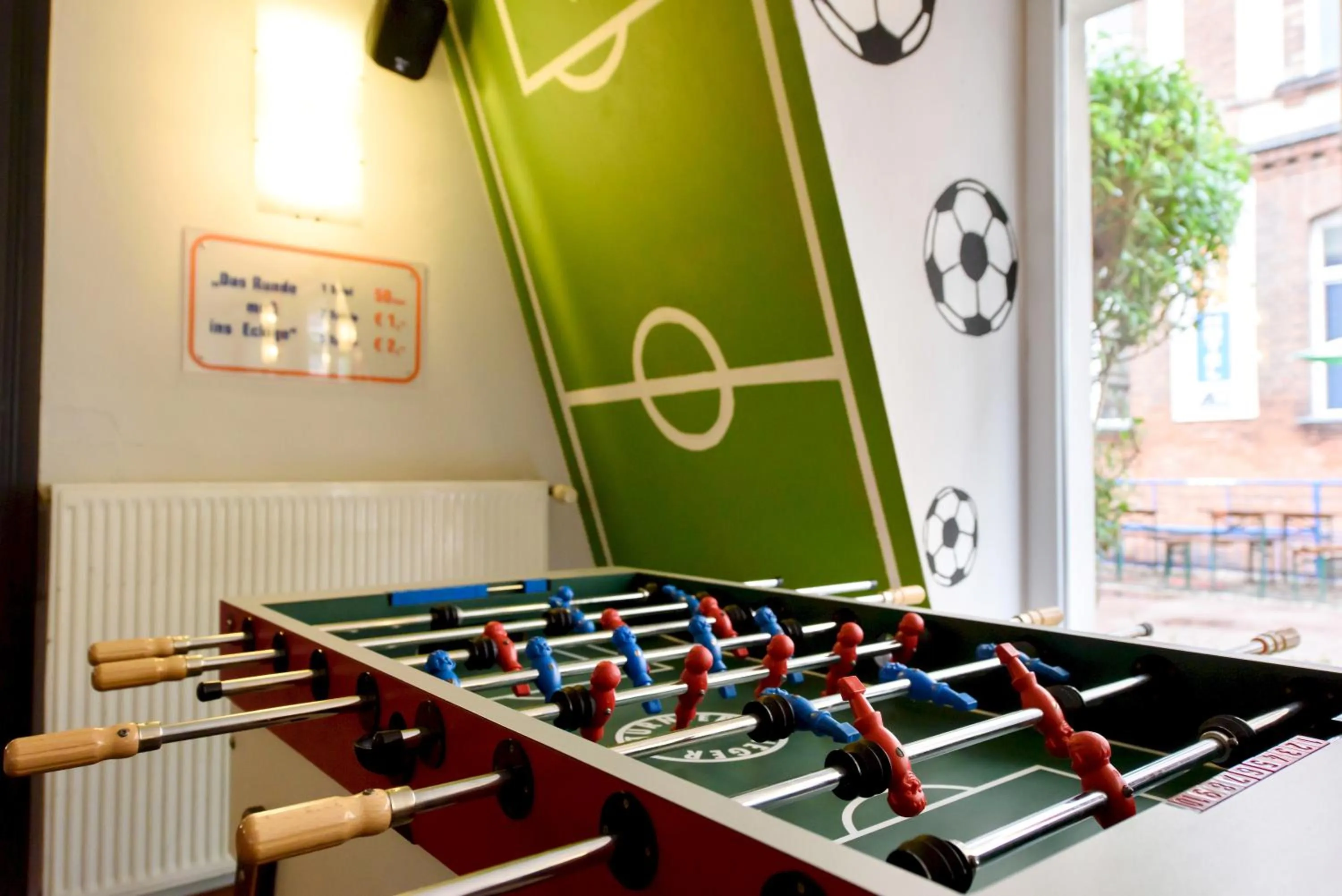 Lounge or bar in a&o Berlin Friedrichshain