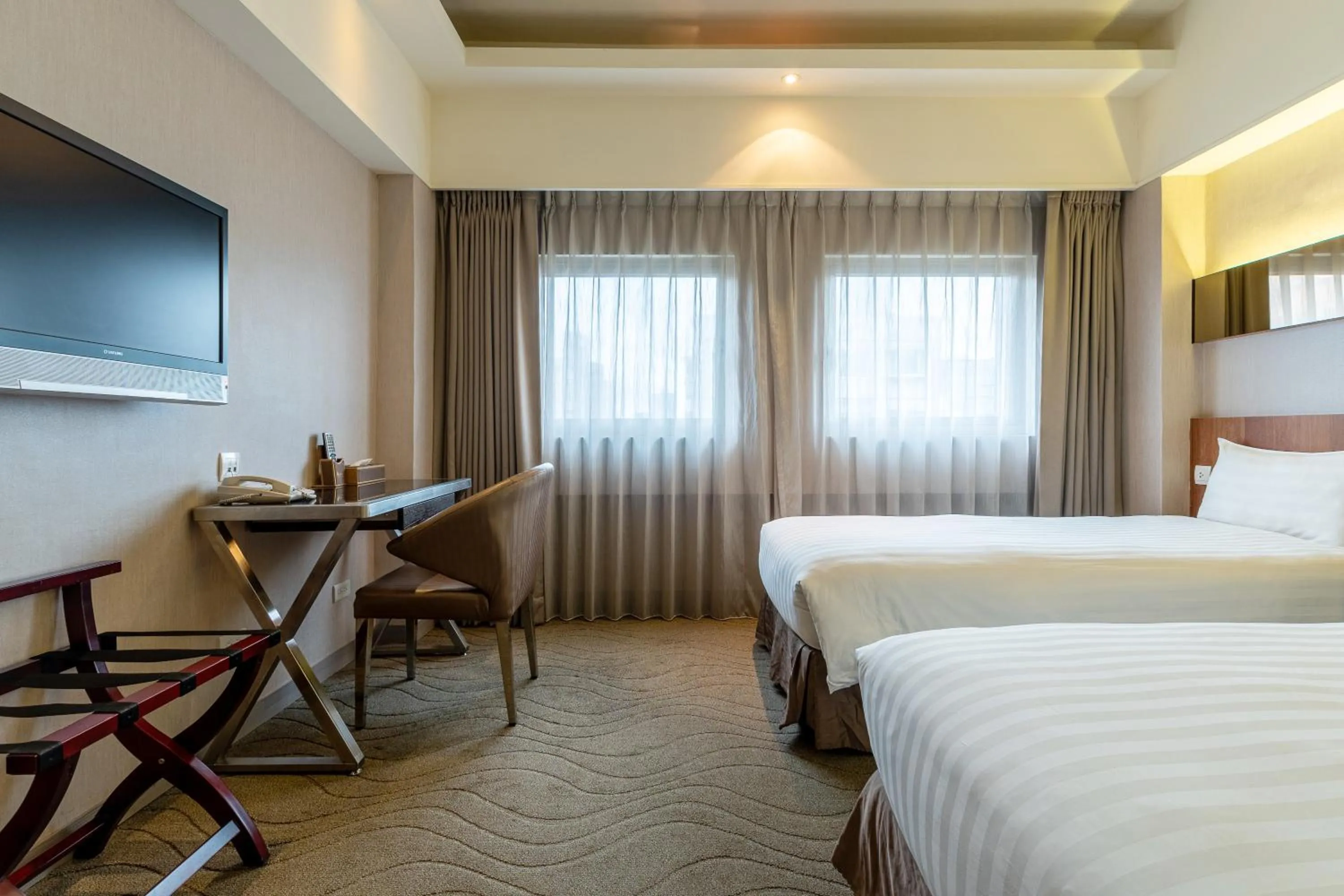 Bed in Guide Hotel Taipei Chongqing