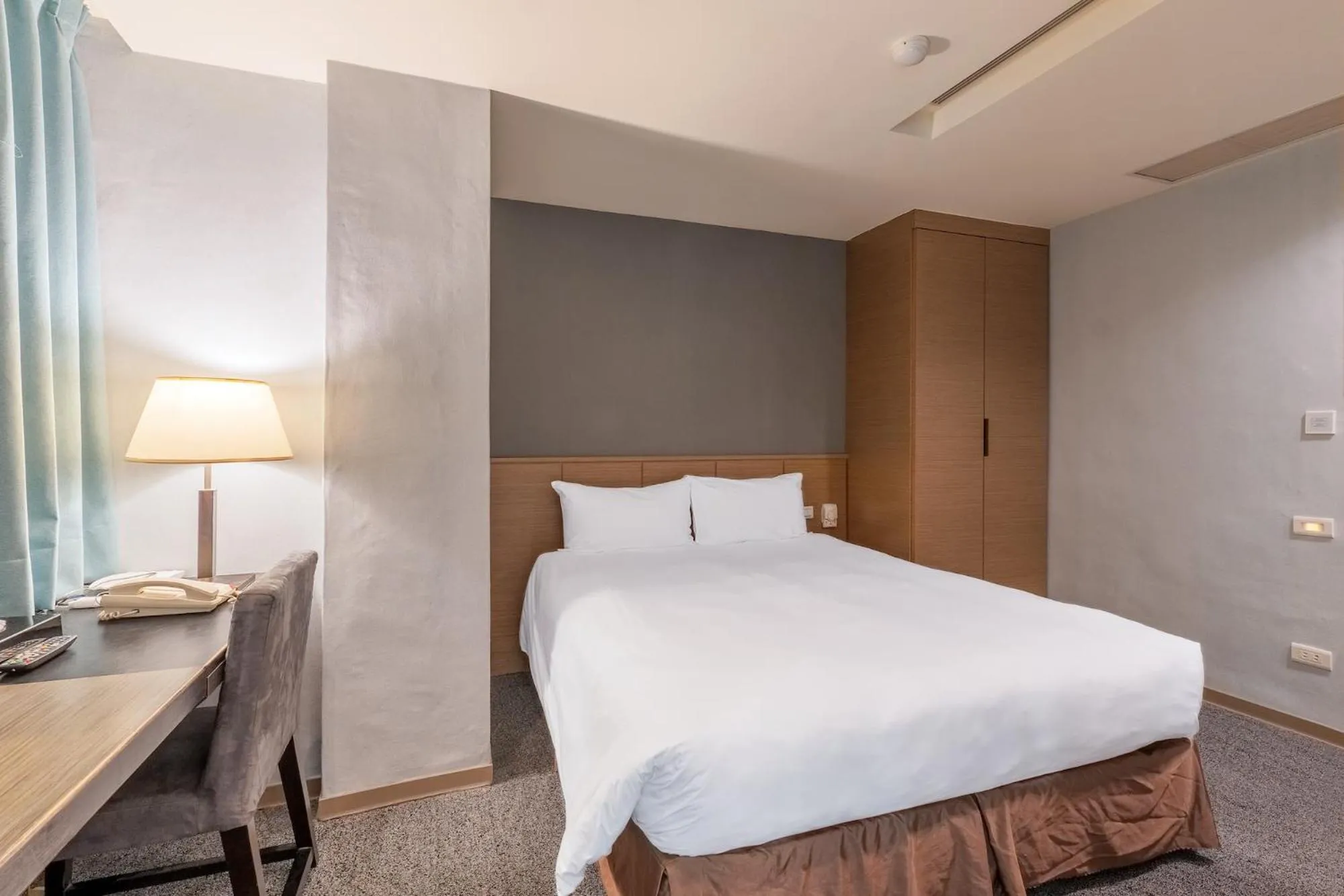 bunk bed, Bed in Guide Hotel Taipei Chongqing