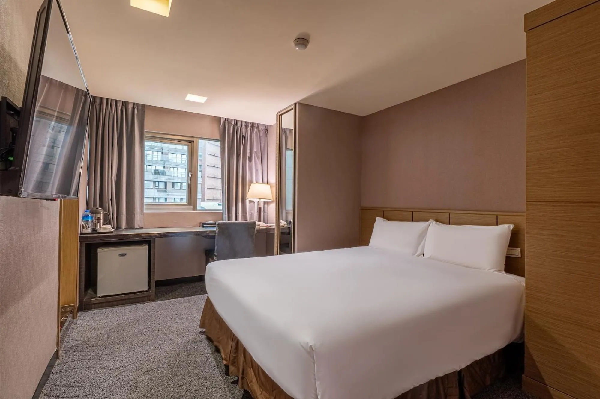 bunk bed, Bed in Guide Hotel Taipei Chongqing