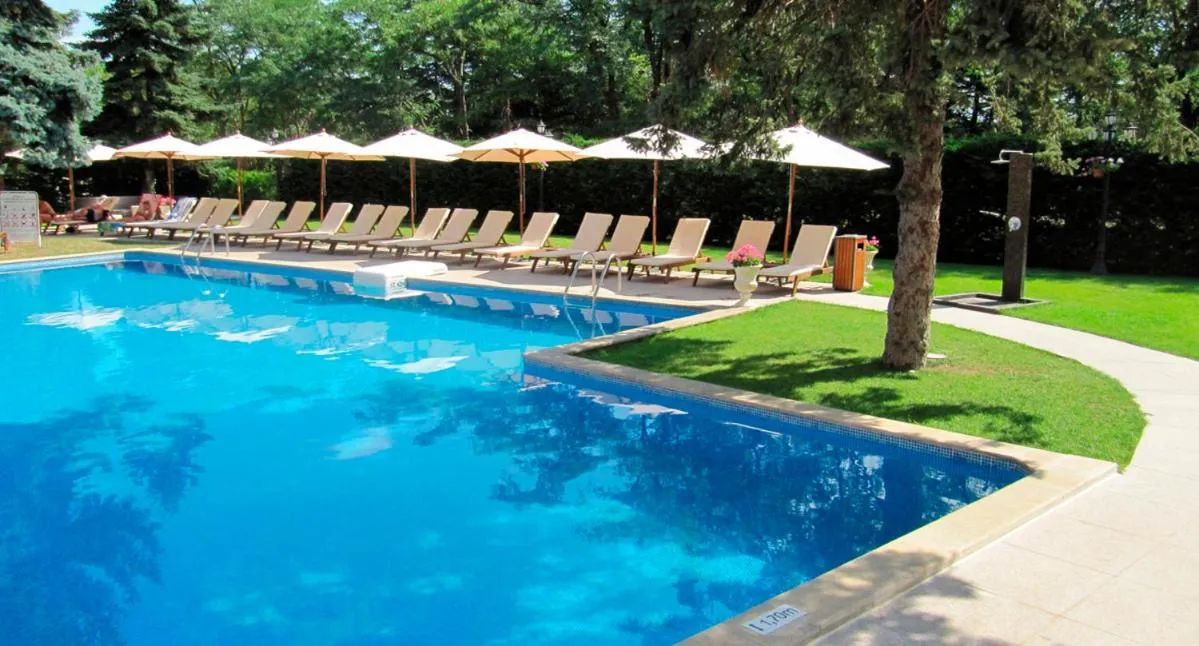 Purple Star Apartments