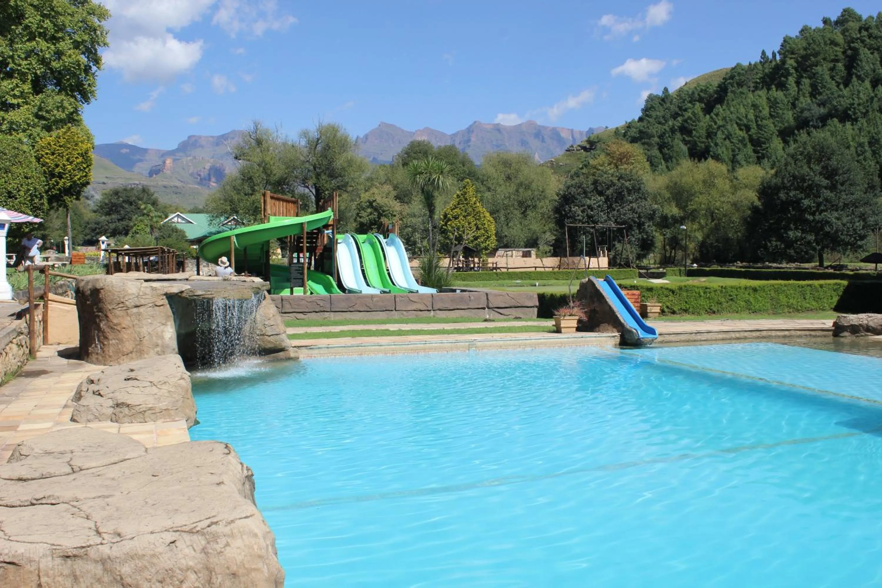 Swimming pool in Fairways Drakensberg Resort
