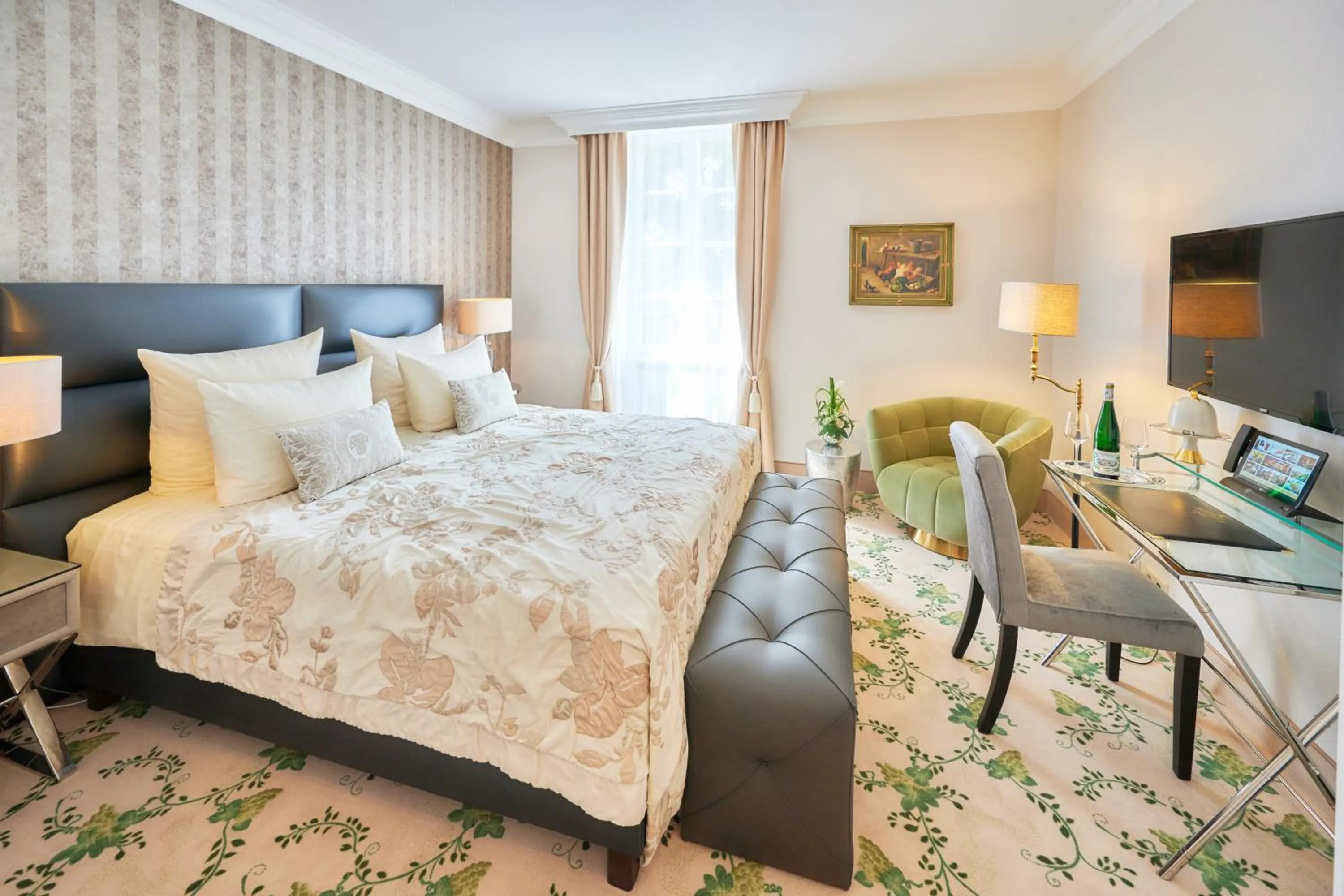 View (from property/room), Bed in Weinromantikhotel Richtershof