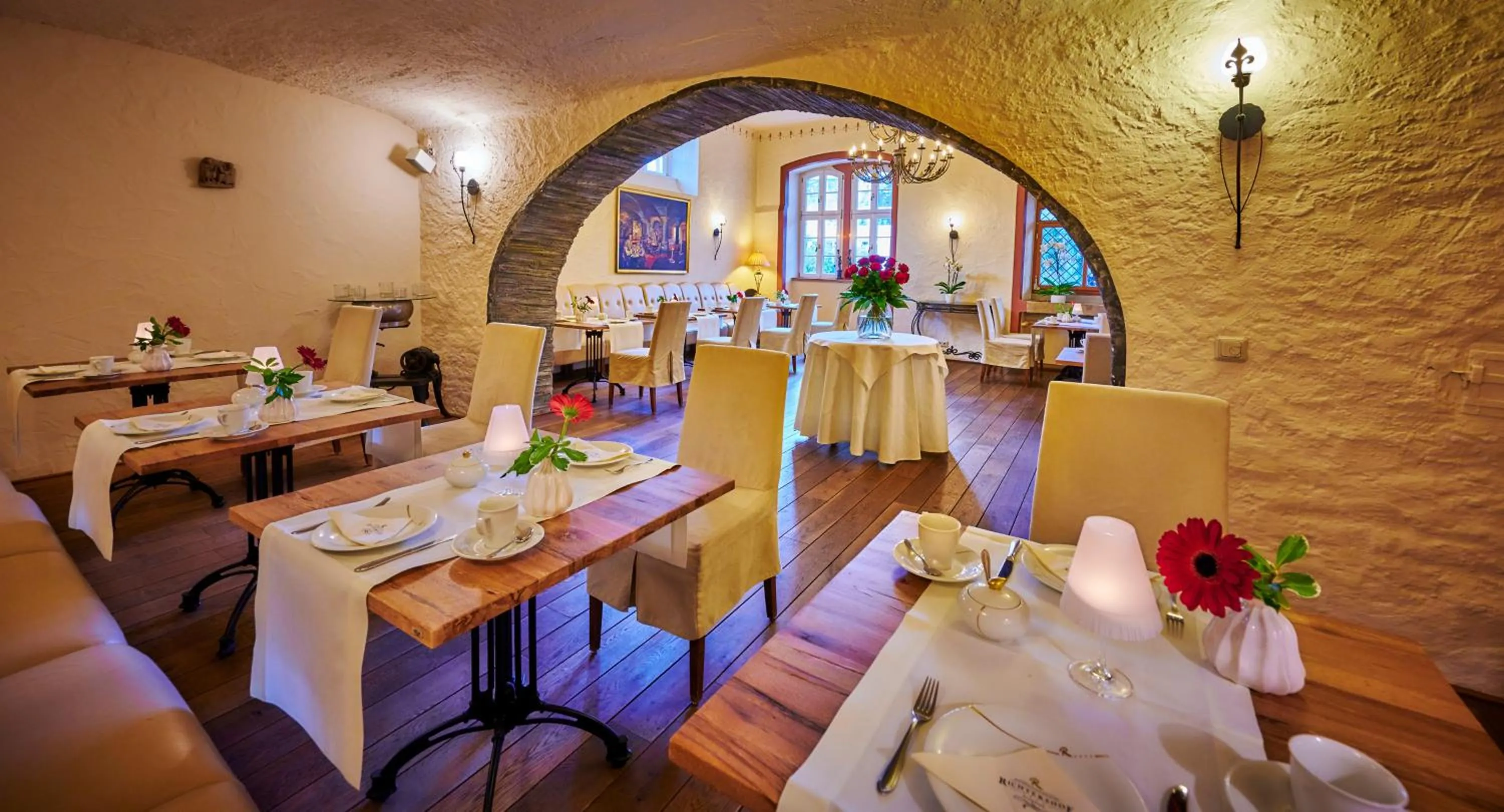 Restaurant/places to eat in Weinromantikhotel Richtershof