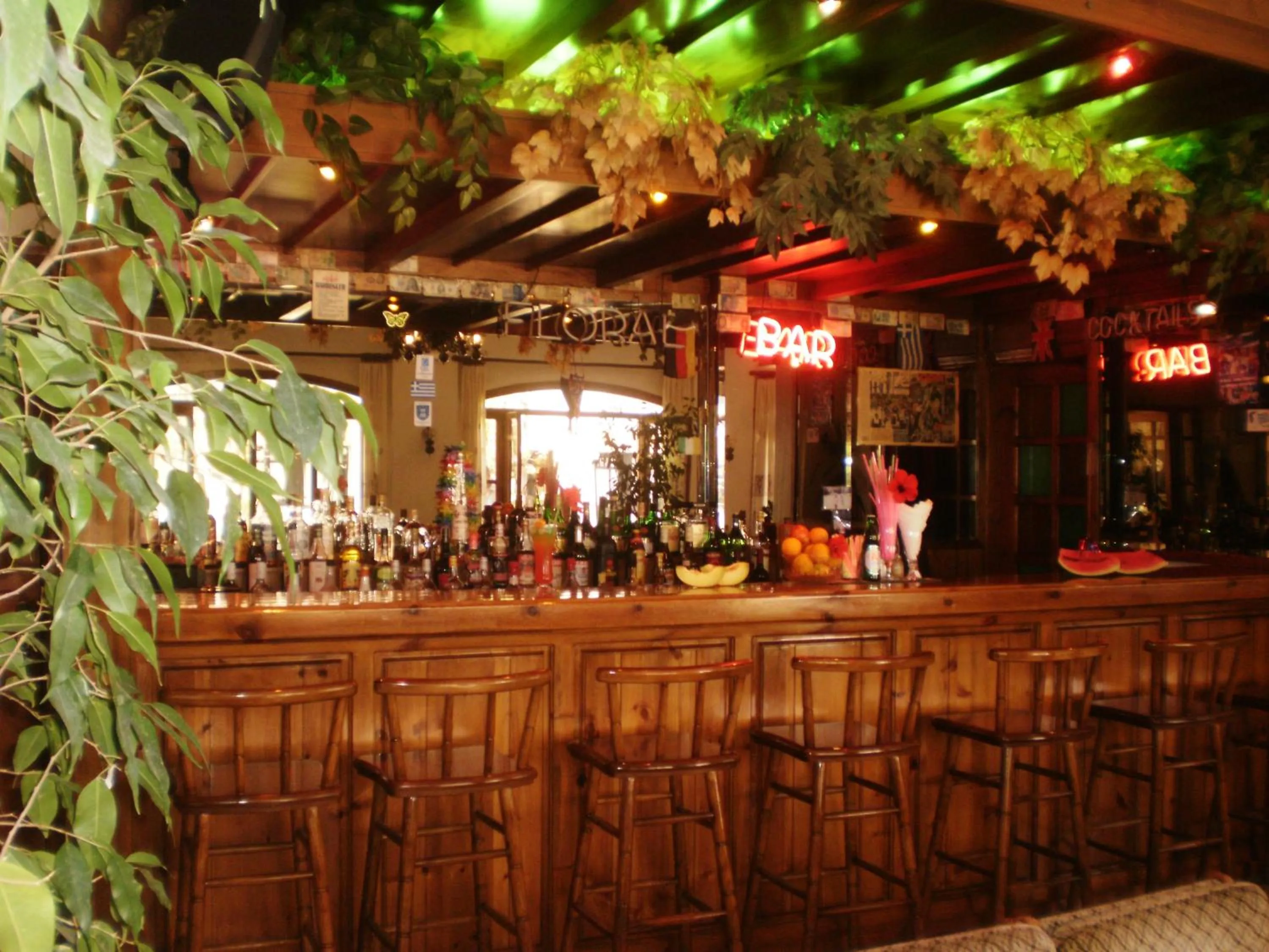 Lounge or bar in Floral Hotel