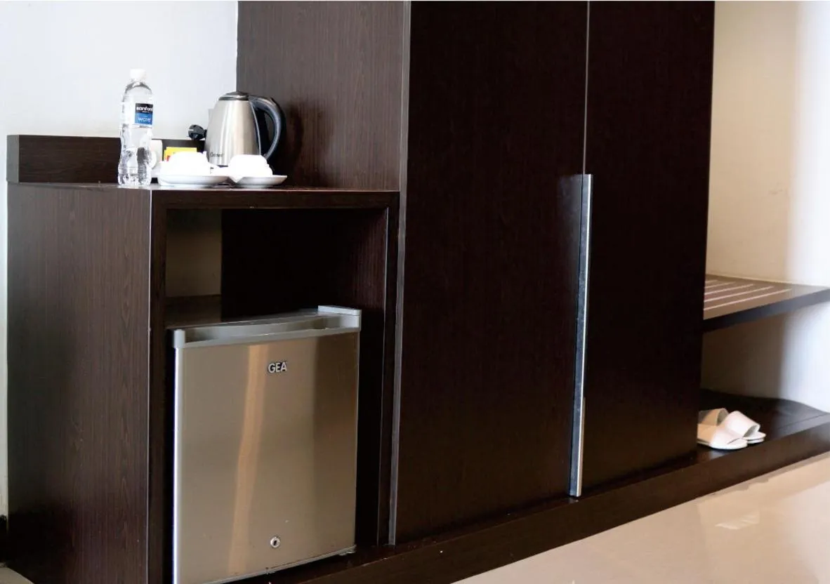 Coffee/tea facilities in King's Hotel Nagoya Batam