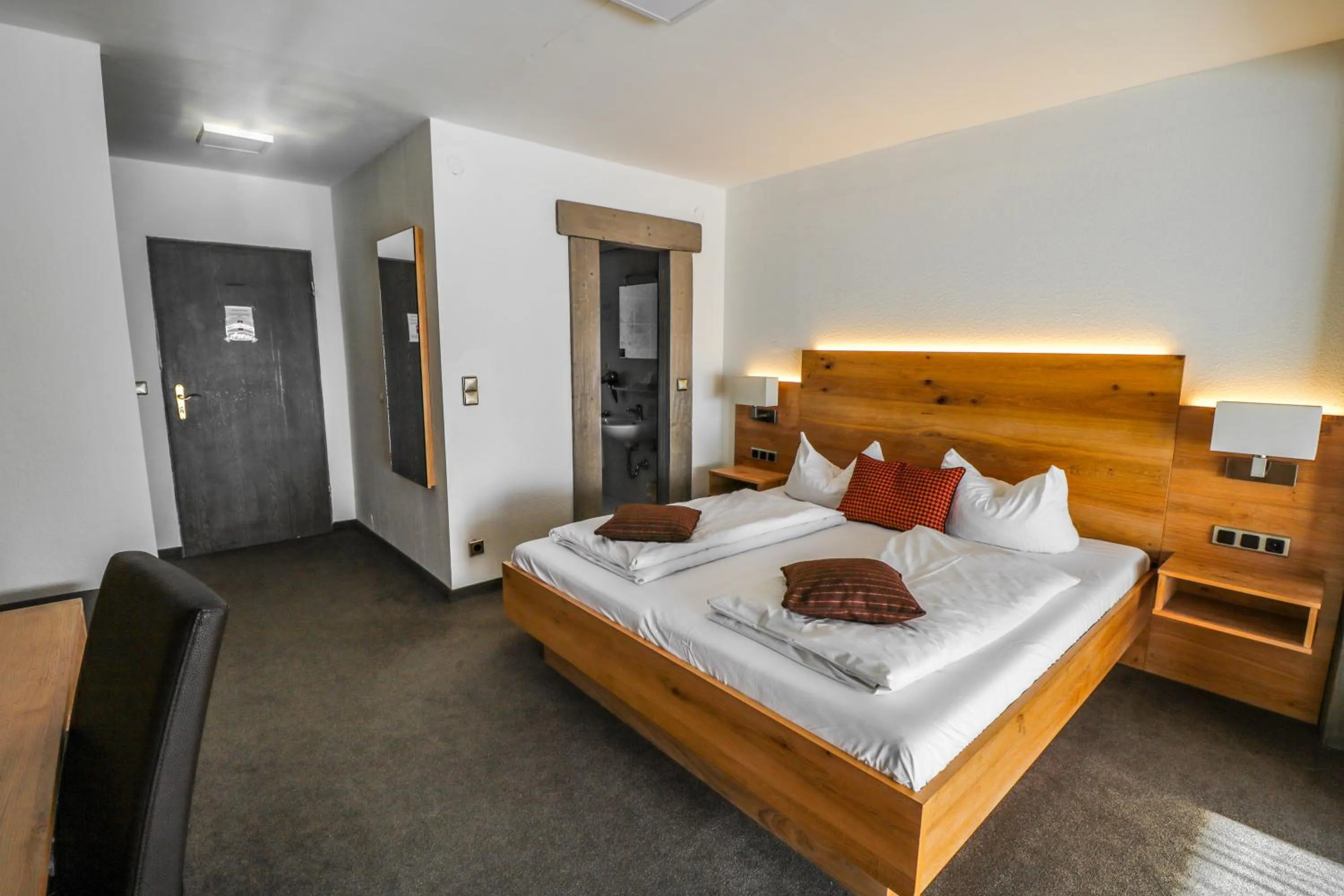 Bed in Hotel Quellenhof